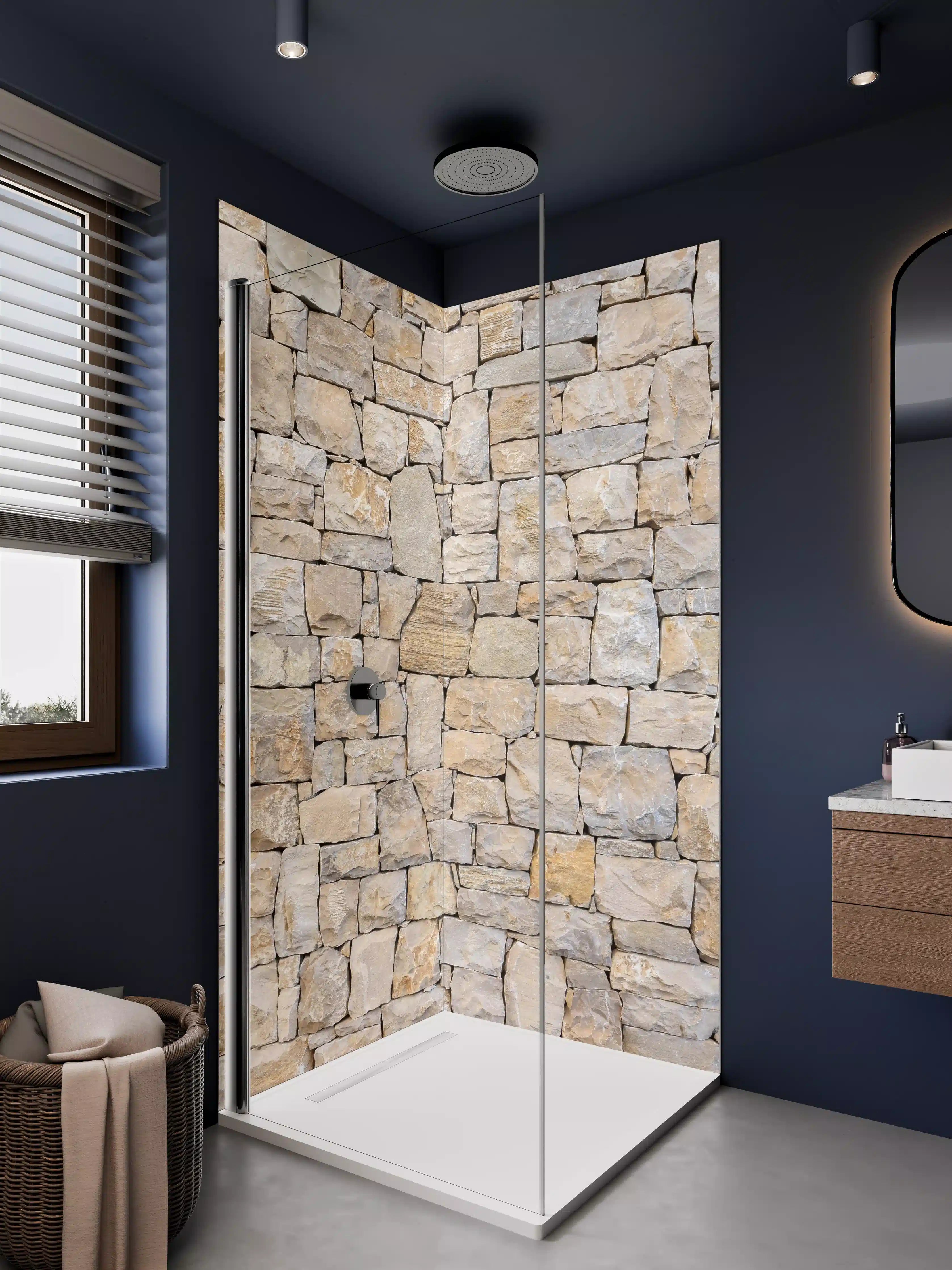 Duschrückwand - Naturstein Wand in Beige Tönen