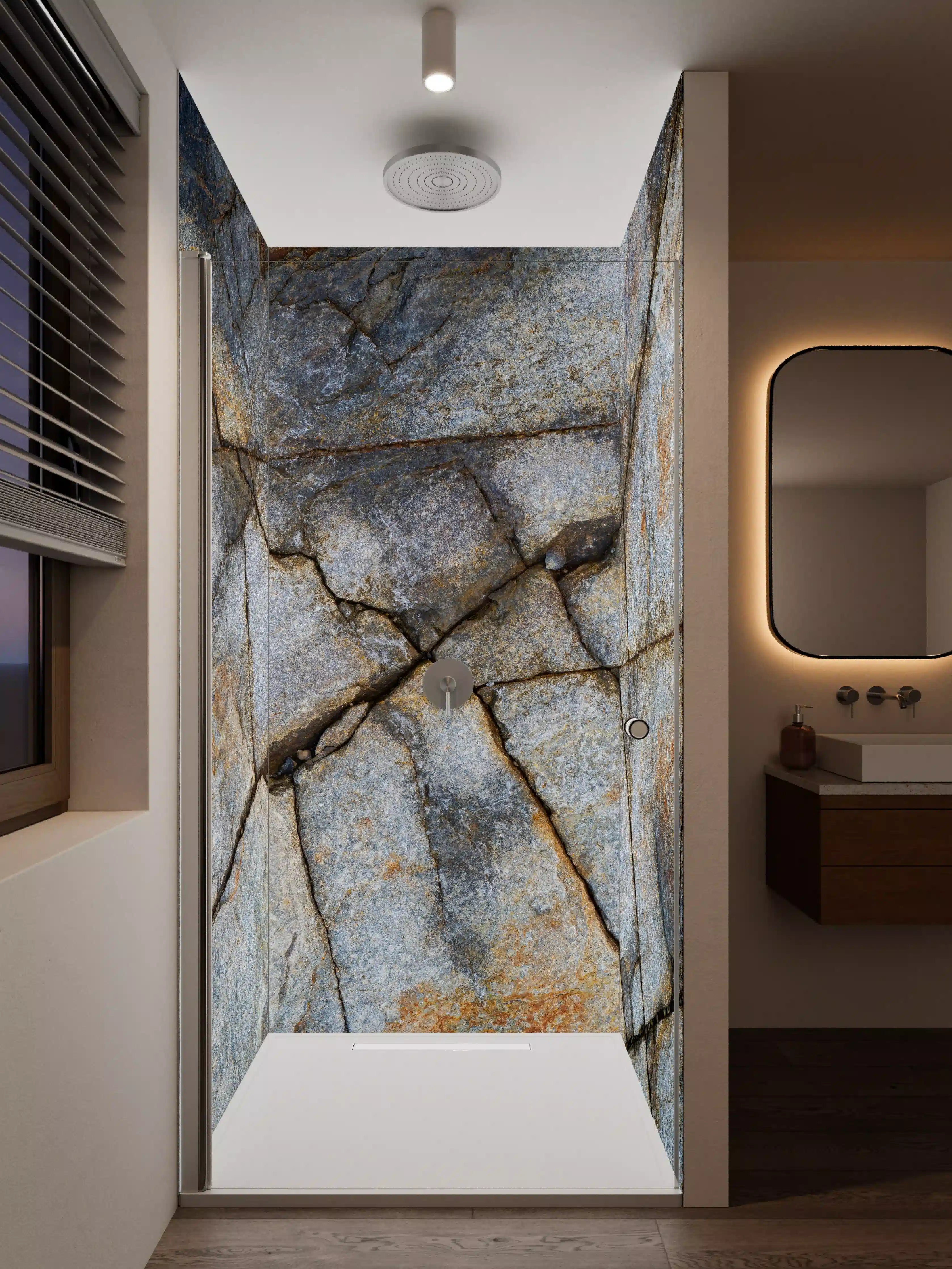 Duschrückwand - Naturstein mit braunen und grauen Nuancen