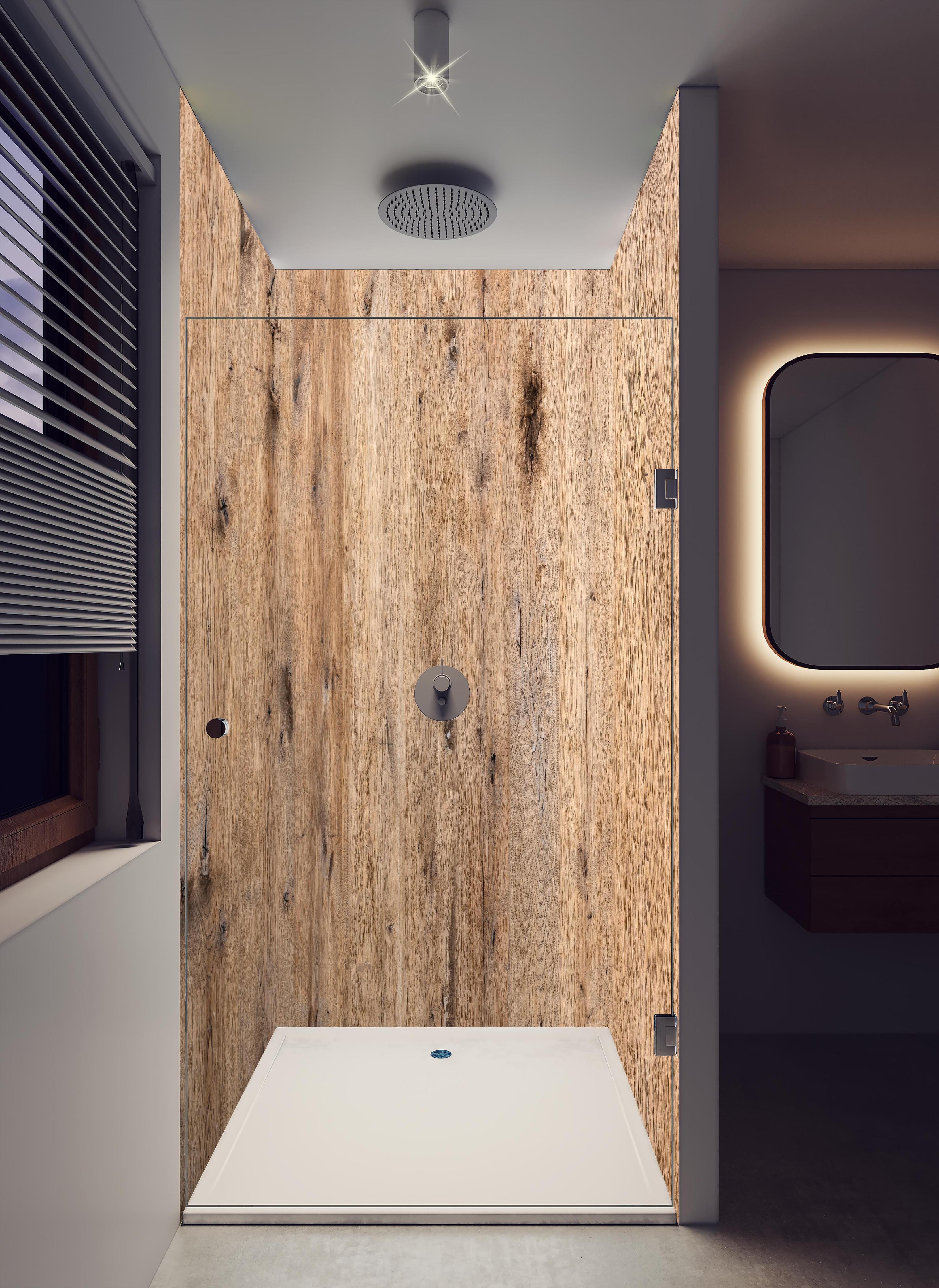 Duschrückwand - Organische Eichenholz-Struktur in hellem Badezimmer mit Regenduschkopf - zweiteilige Eck-Duschrückwand