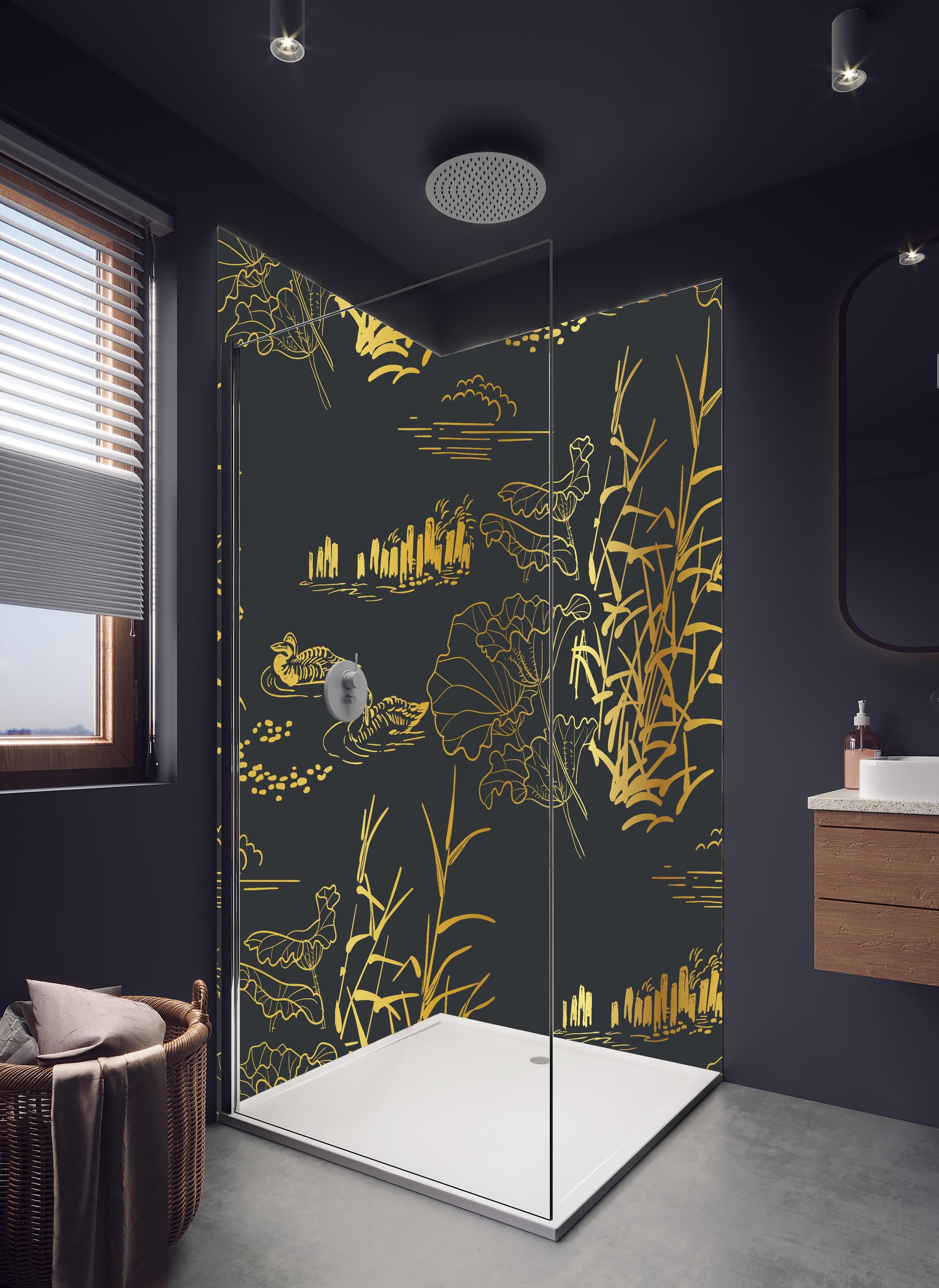 Duschrückwand - Orientalische Goldmuster Nachtblaue Tapete in hellem Badezimmer mit Regenduschkopf - zweiteilige Eck-Duschrückwand
