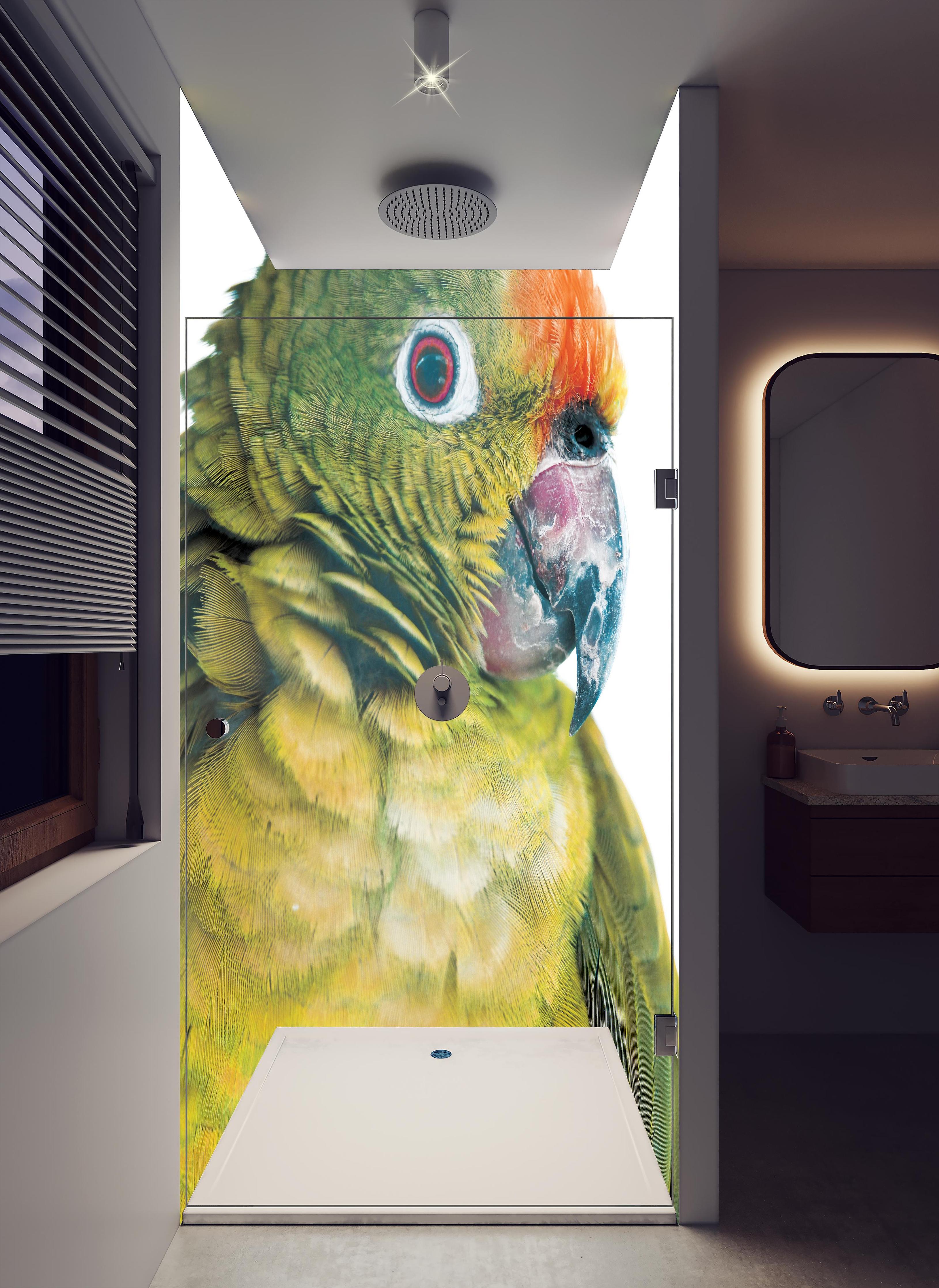 Duschrückwand - Papagei - Nahaufname in hellem Badezimmer mit Regenduschkopf - zweiteilige Eck-Duschrückwand