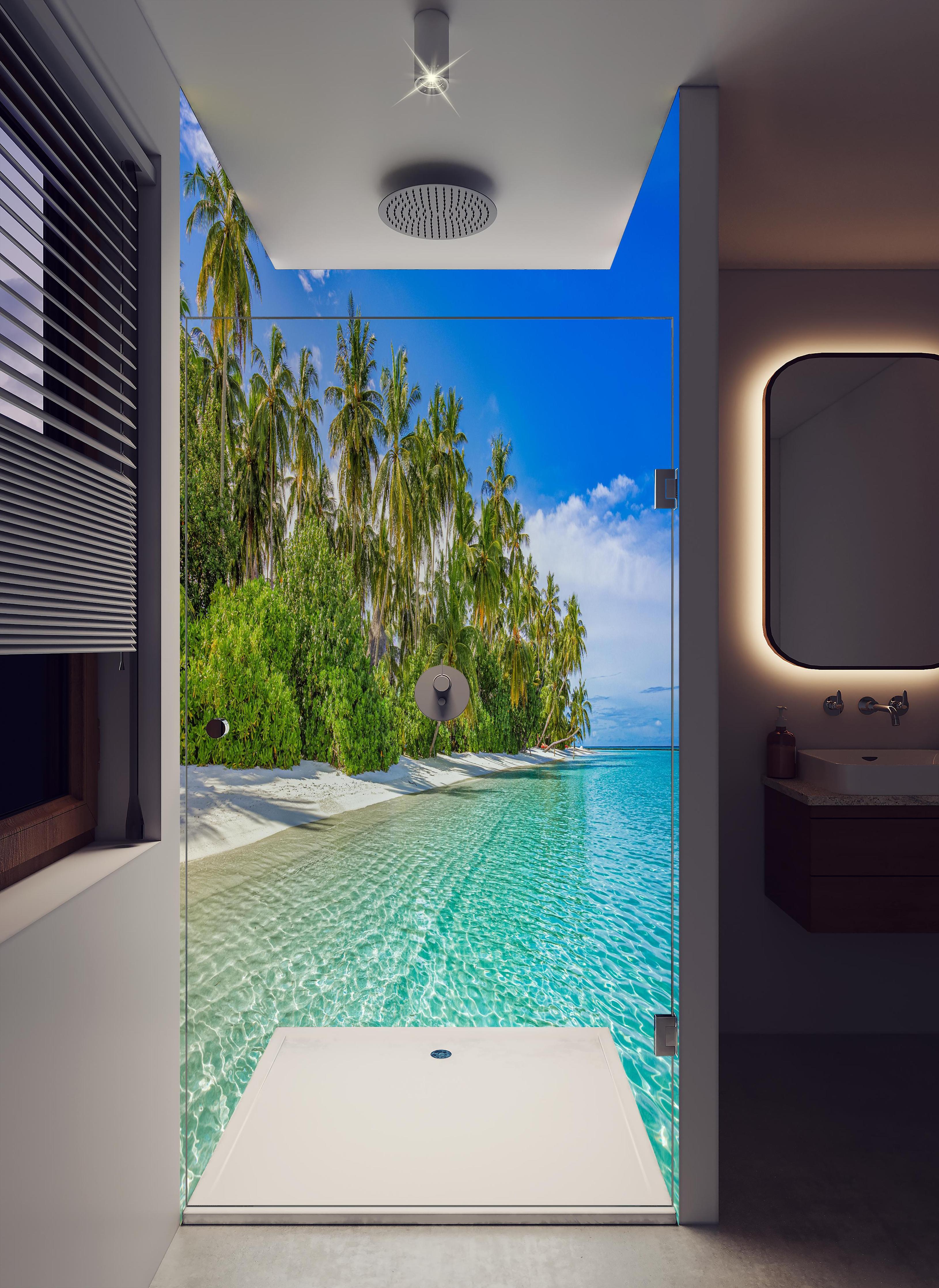 Duschrückwand - Paradiesische Insel in hellem Badezimmer mit Regenduschkopf - zweiteilige Eck-Duschrückwand