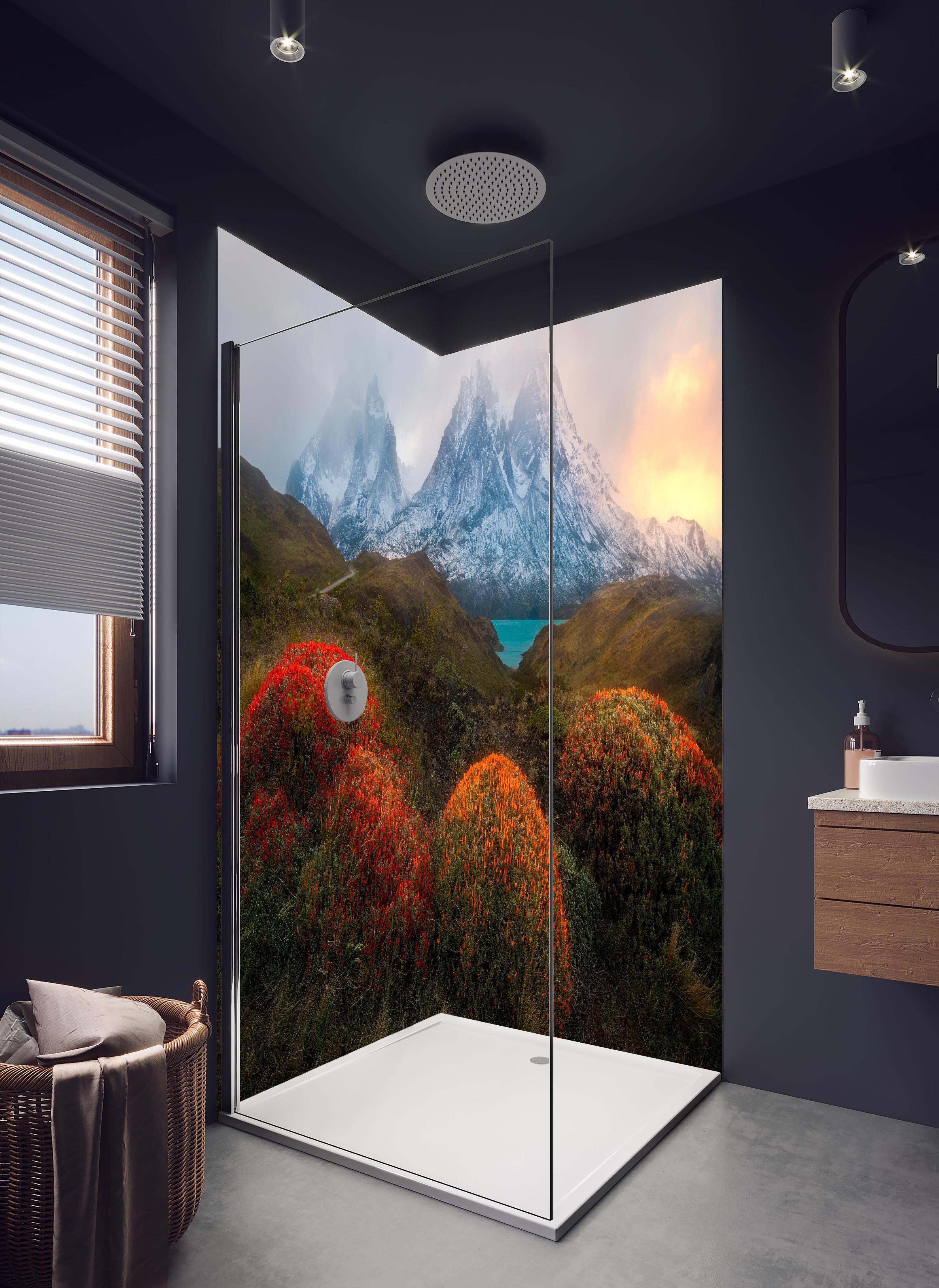 Duschrückwand - Patagonischer Frühling mit schneebedeckten Gipfeln in hellem Badezimmer mit Regenduschkopf - zweiteilige Eck-Duschrückwand