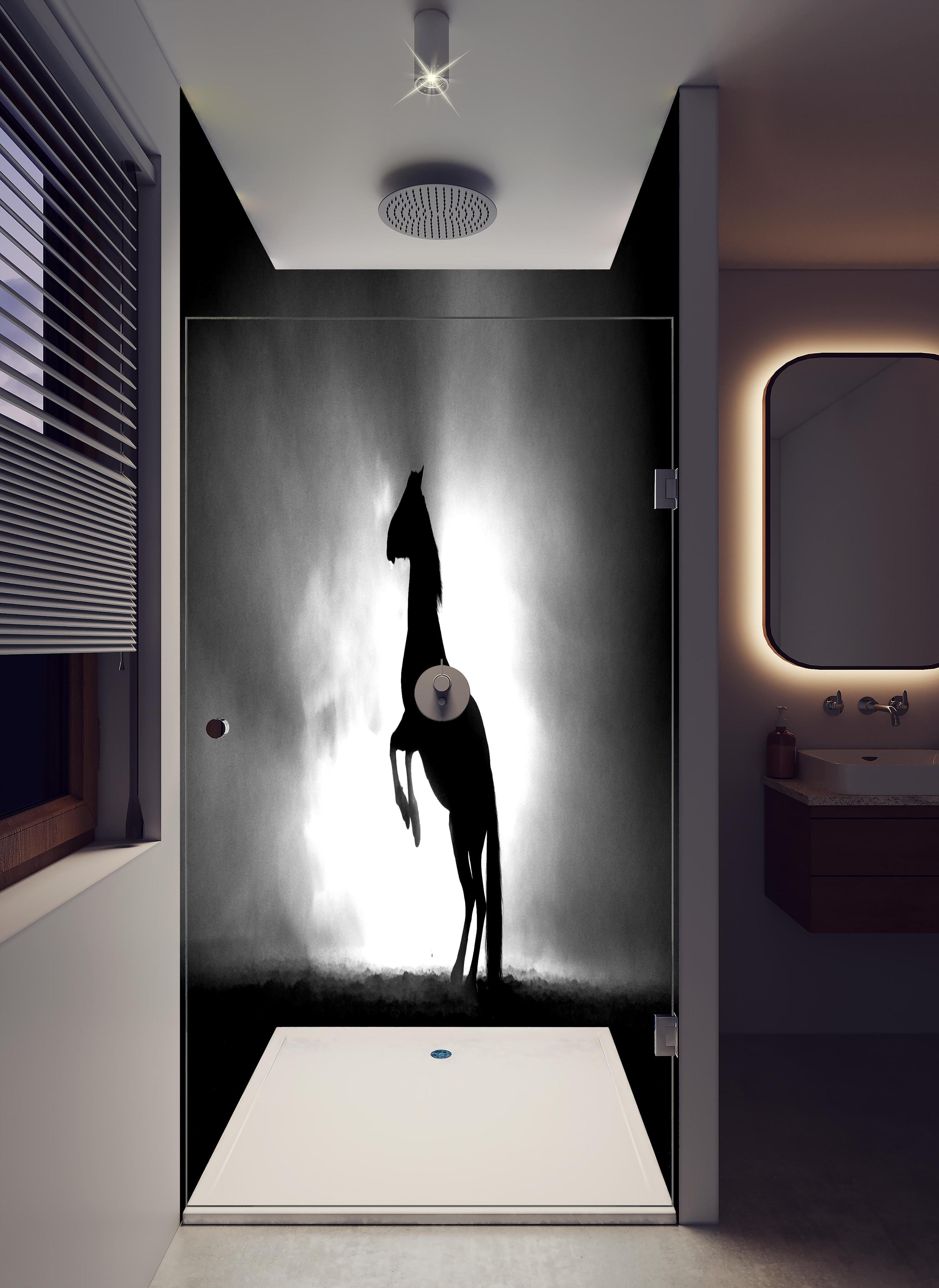 Duschrückwand - Pferd-Aufzucht in Schwarz-Weiß in hellem Badezimmer mit Regenduschkopf - zweiteilige Eck-Duschrückwand