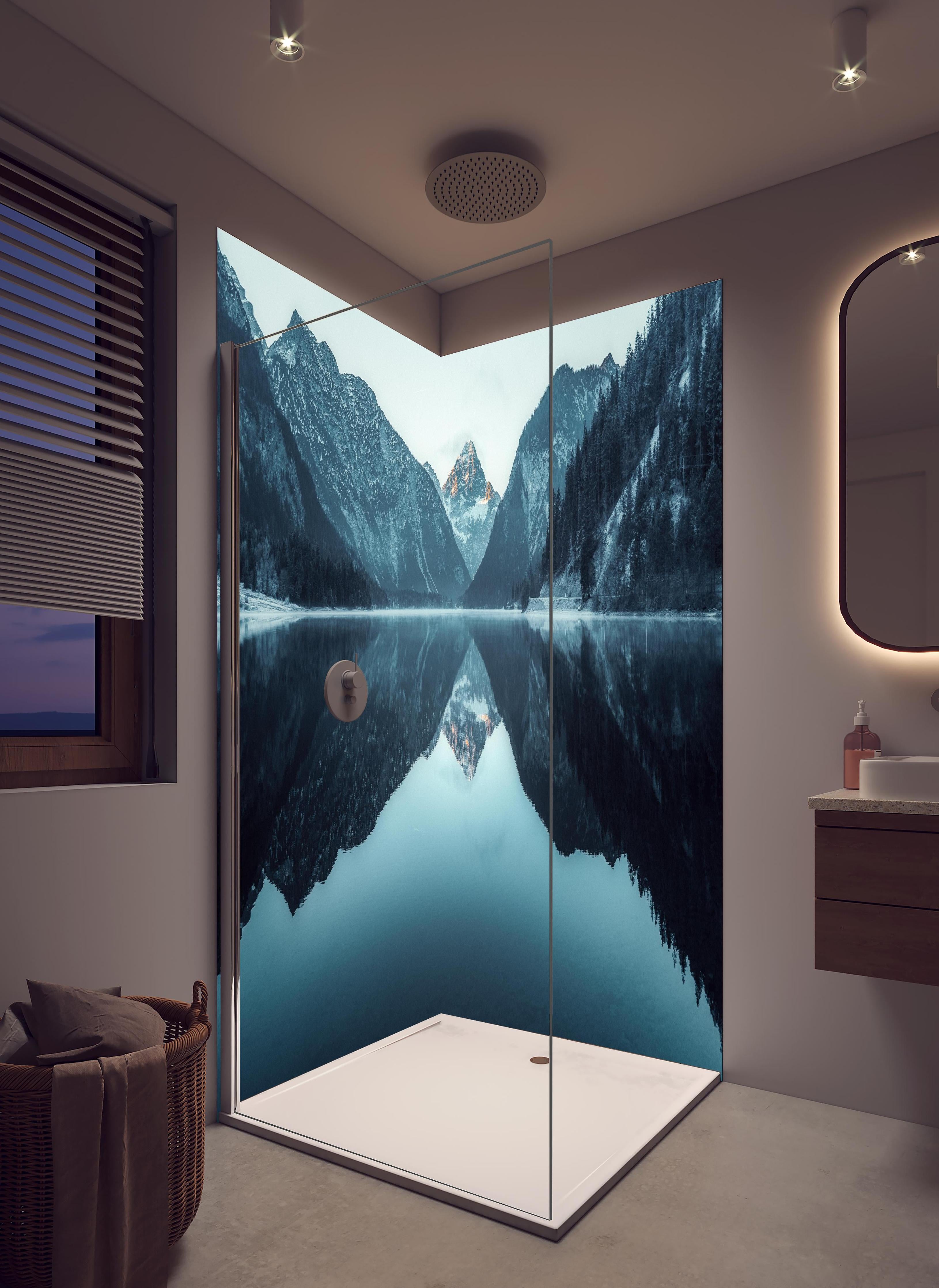 Duschrückwand - Plansee im Winter - Österreich in hellem Badezimmer mit Regenduschkopf - zweiteilige Eck-Duschrückwand