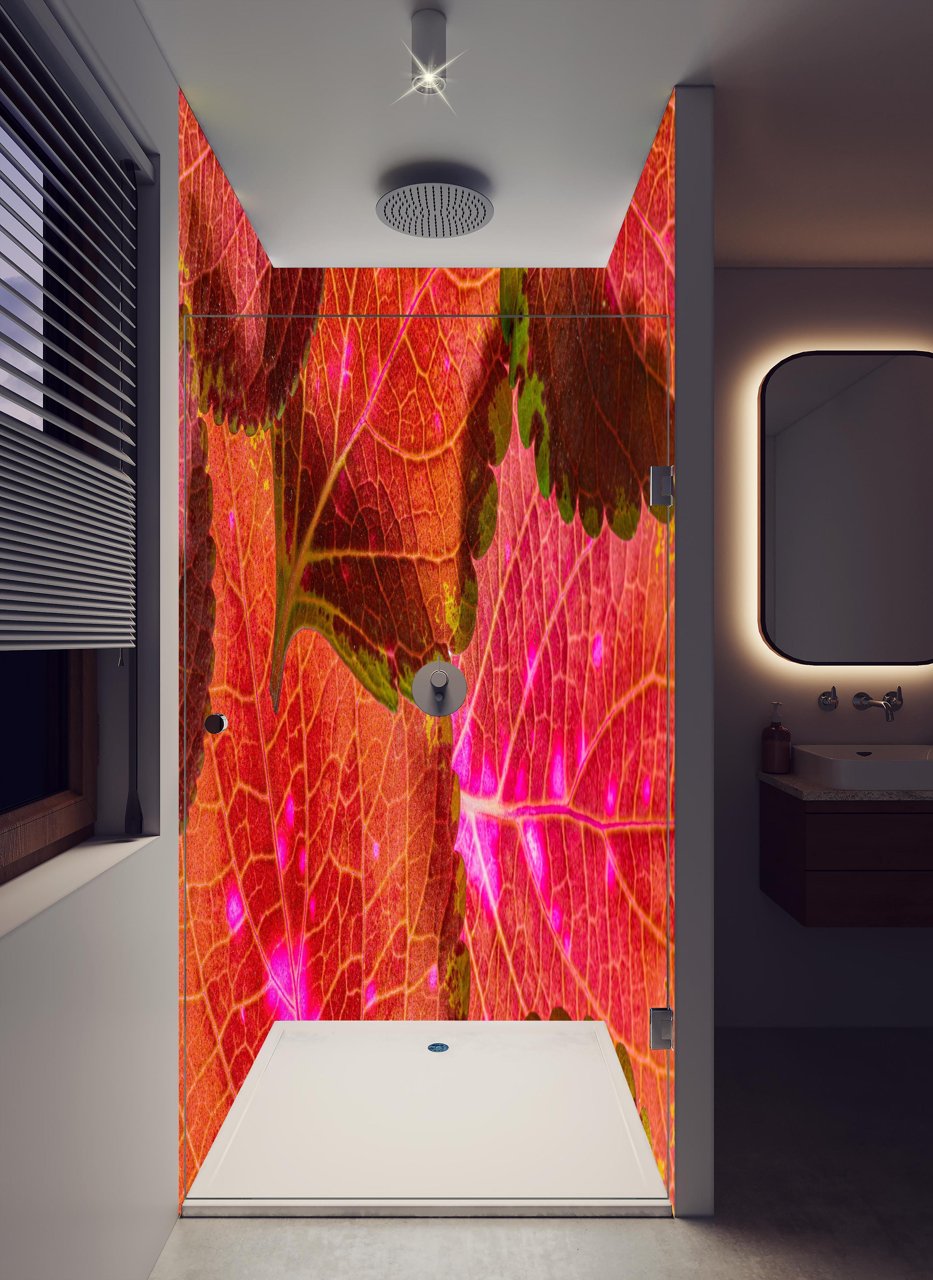 Duschrückwand - Rötliche Blätter im Detail in hellem Badezimmer mit Regenduschkopf - zweiteilige Eck-Duschrückwand