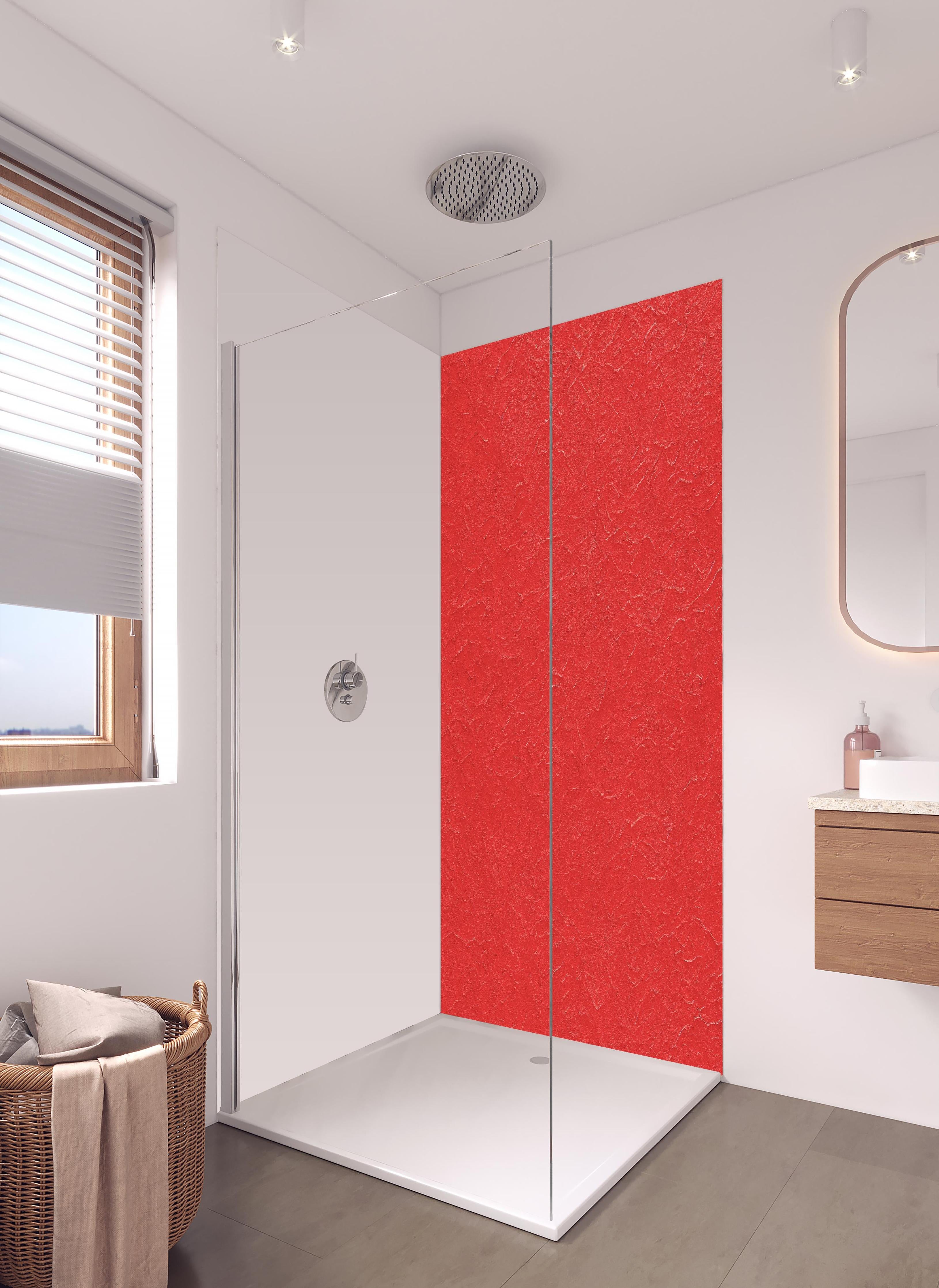 Duschrückwand - Rotes Wandmuster in hellem Badezimmer mit Regenduschkopf - zweiteilige Eck-Duschrückwand