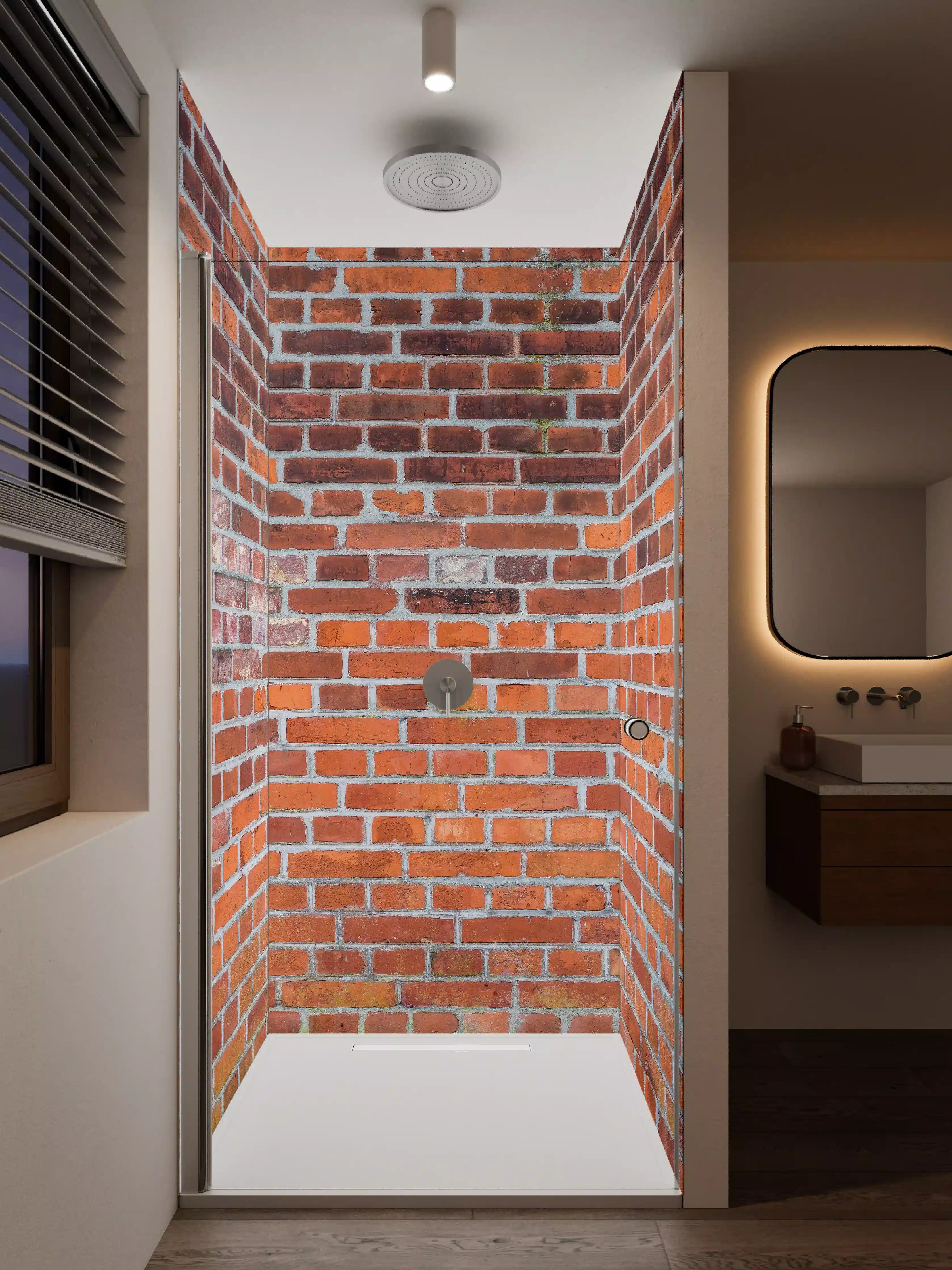Duschrückwand - Rustikale Backsteinwand in warmen Rottönen
