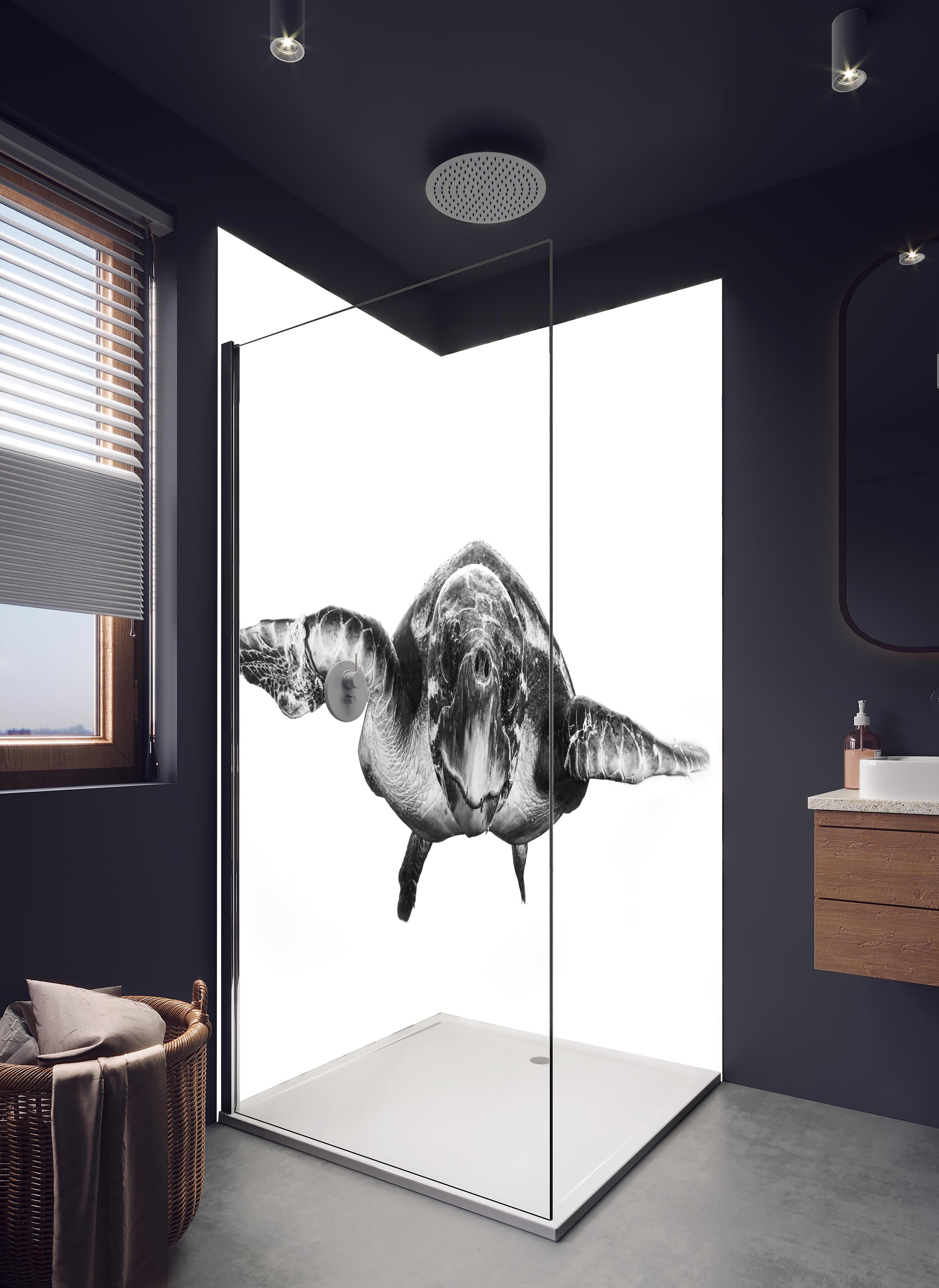 Duschrückwand - Schildkröte in hellem Badezimmer mit Regenduschkopf - zweiteilige Eck-Duschrückwand