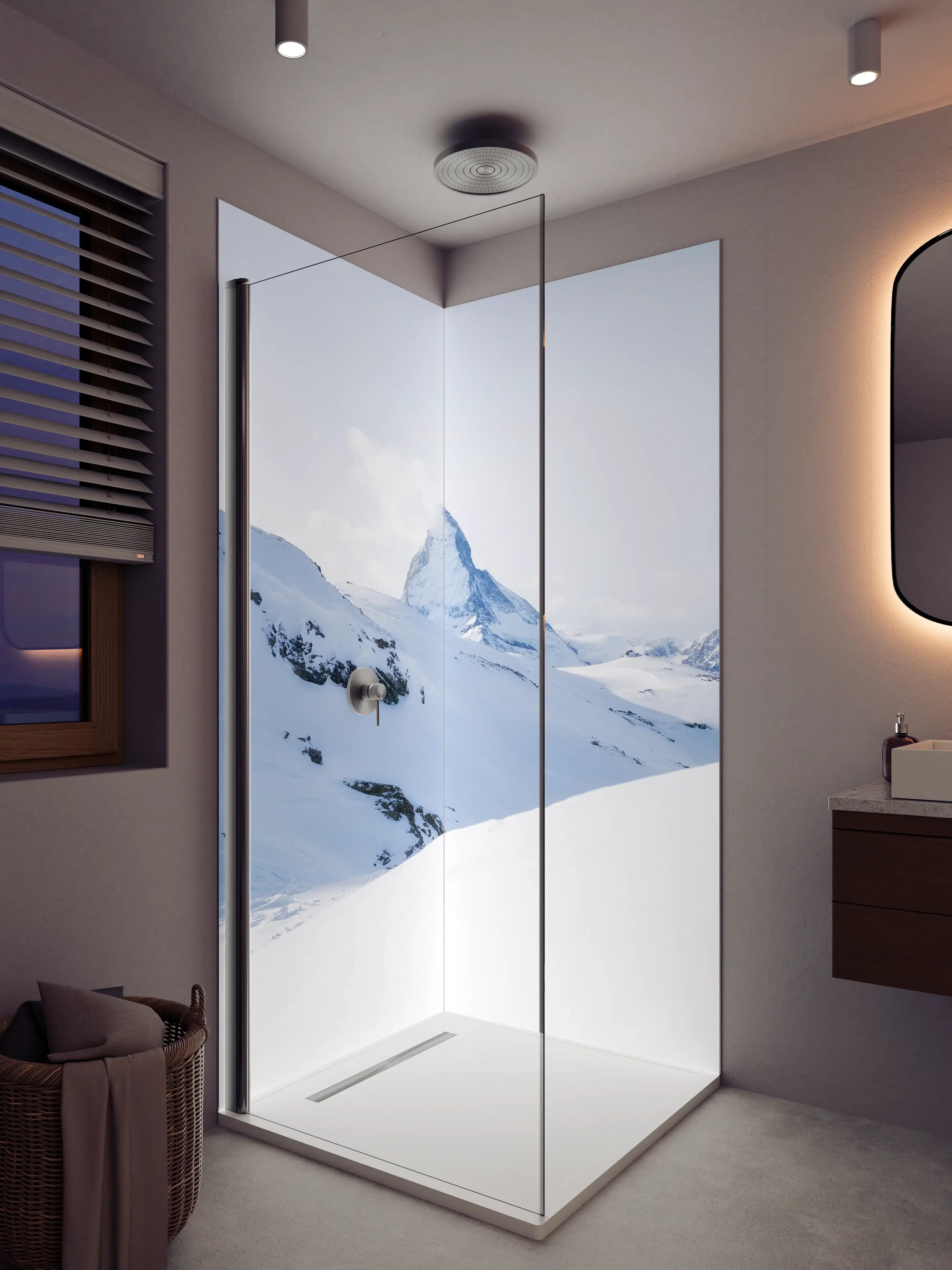 Duschrückwand - Schneebedeckte Berglandschaft im Winter