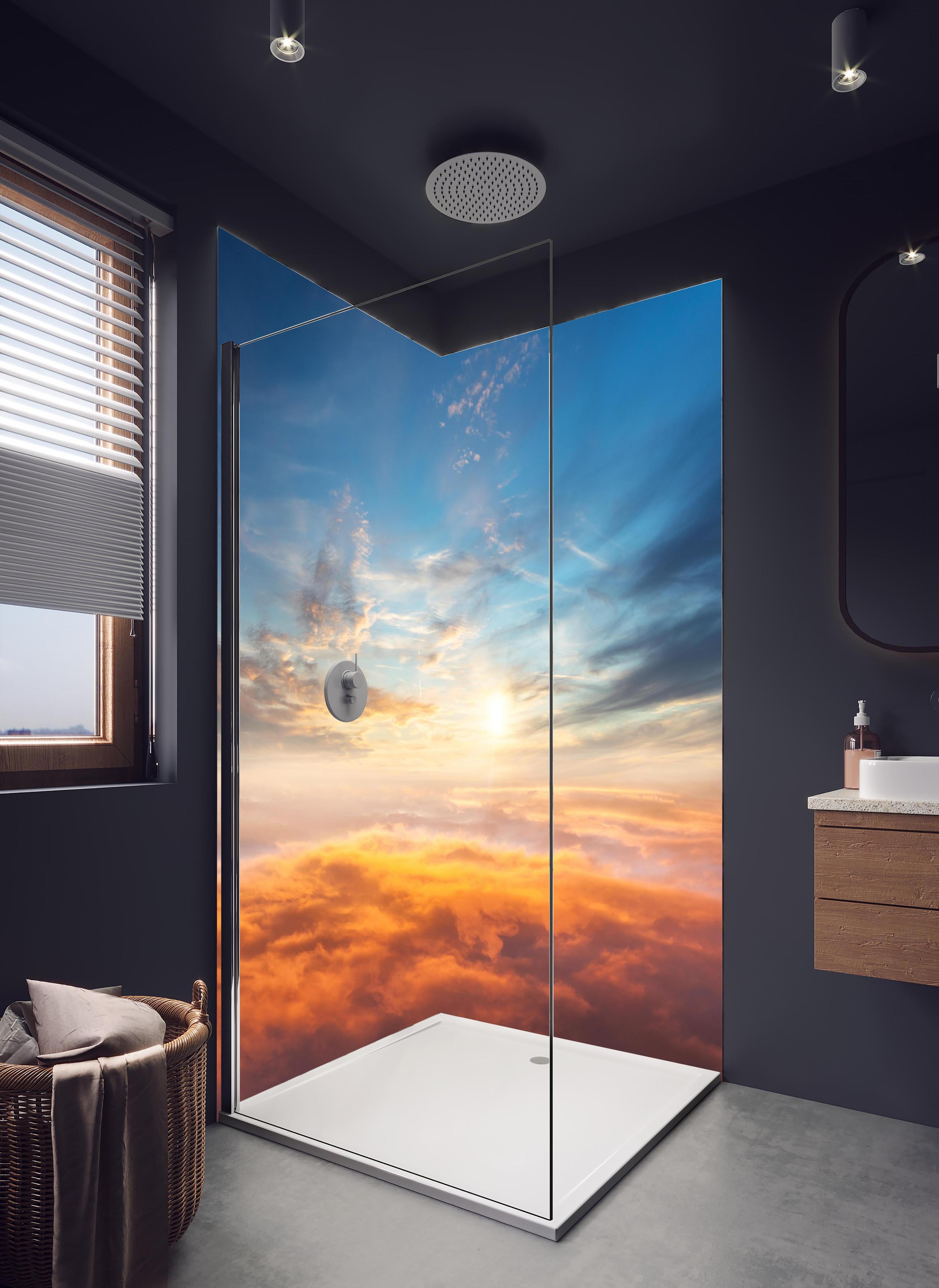 Duschrückwand - Schöner Sonnenuntergang über den Wolken in hellem Badezimmer mit Regenduschkopf - zweiteilige Eck-Duschrückwand
