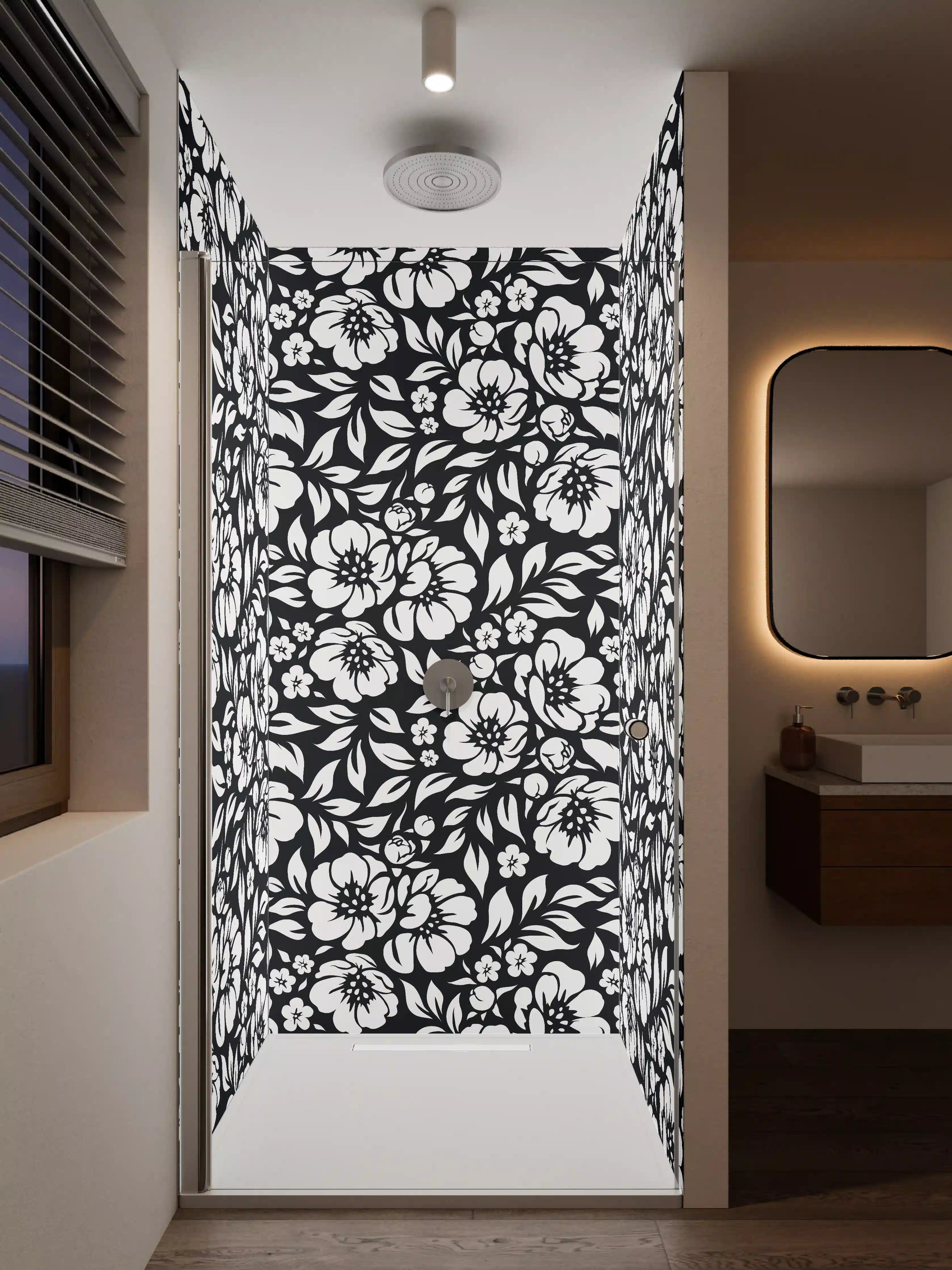 Duschrückwand - Schwarz-Weiß Blumenmuster mit floralem Design