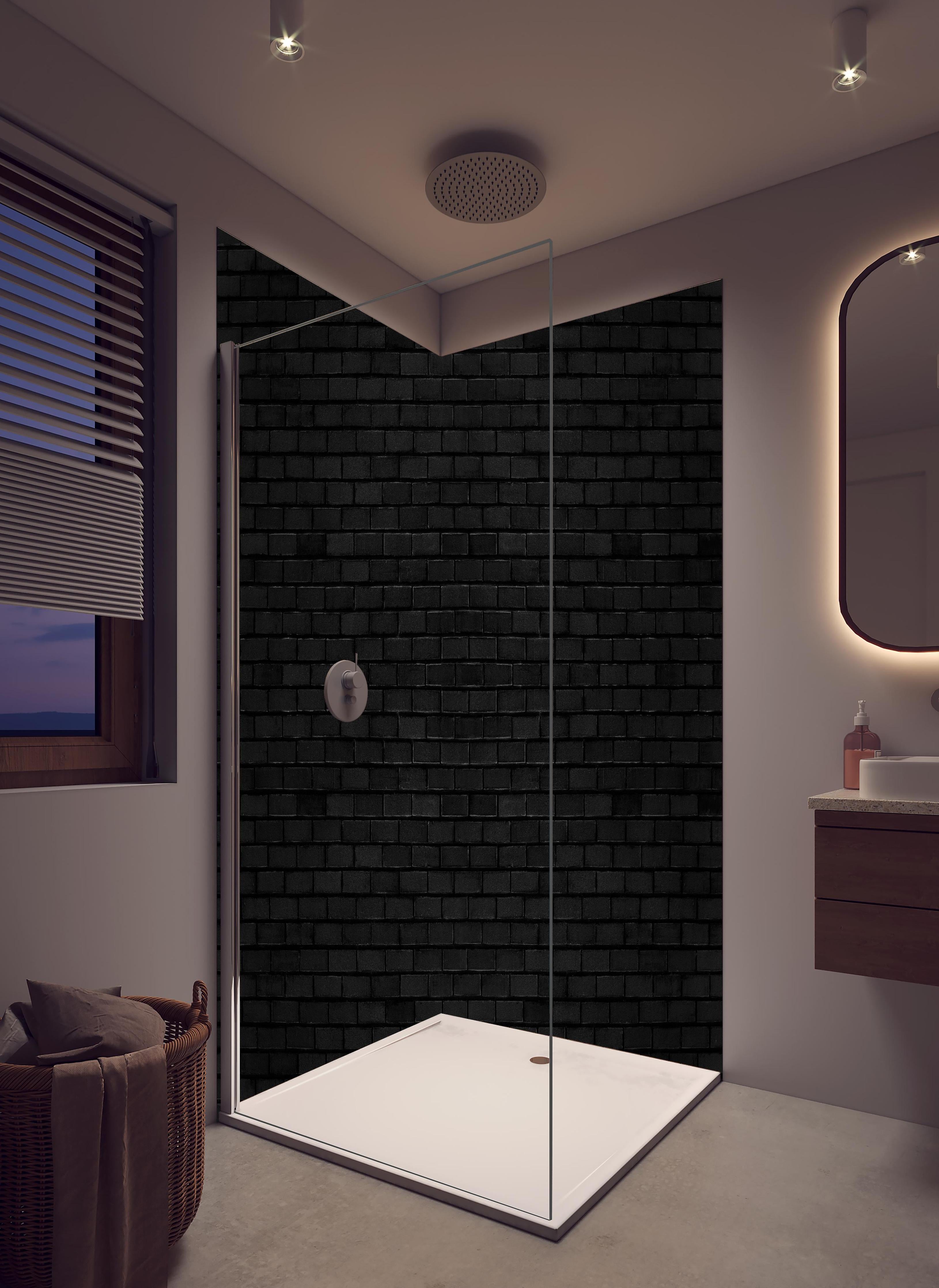 Duschrückwand - Schwarze Backsteinmauer 1 in hellem Badezimmer mit Regenduschkopf - zweiteilige Eck-Duschrückwand