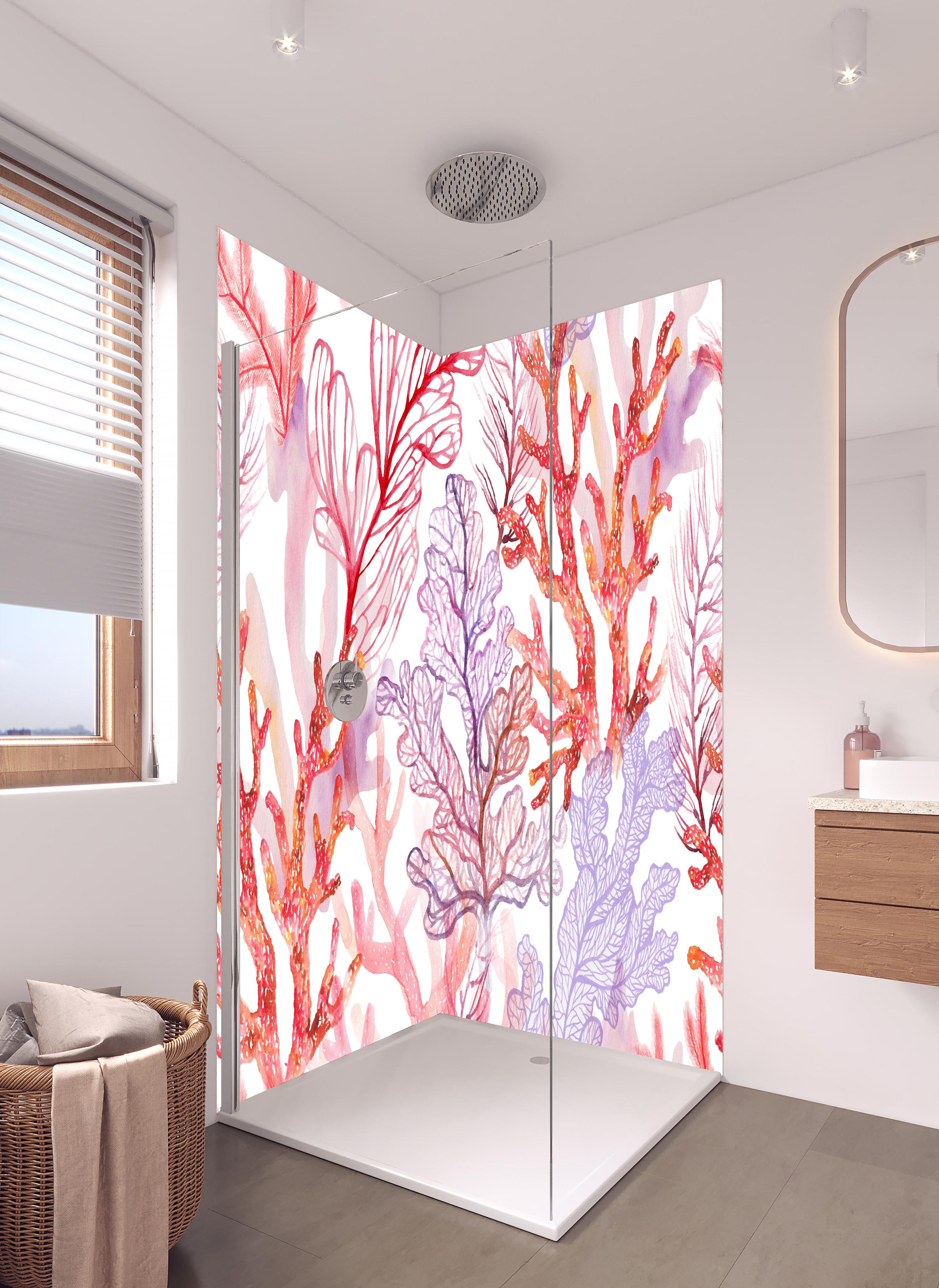 Duschrückwand - Skizzierte Korallen der Unterwasserwelt in hellem Badezimmer mit Regenduschkopf - zweiteilige Eck-Duschrückwand