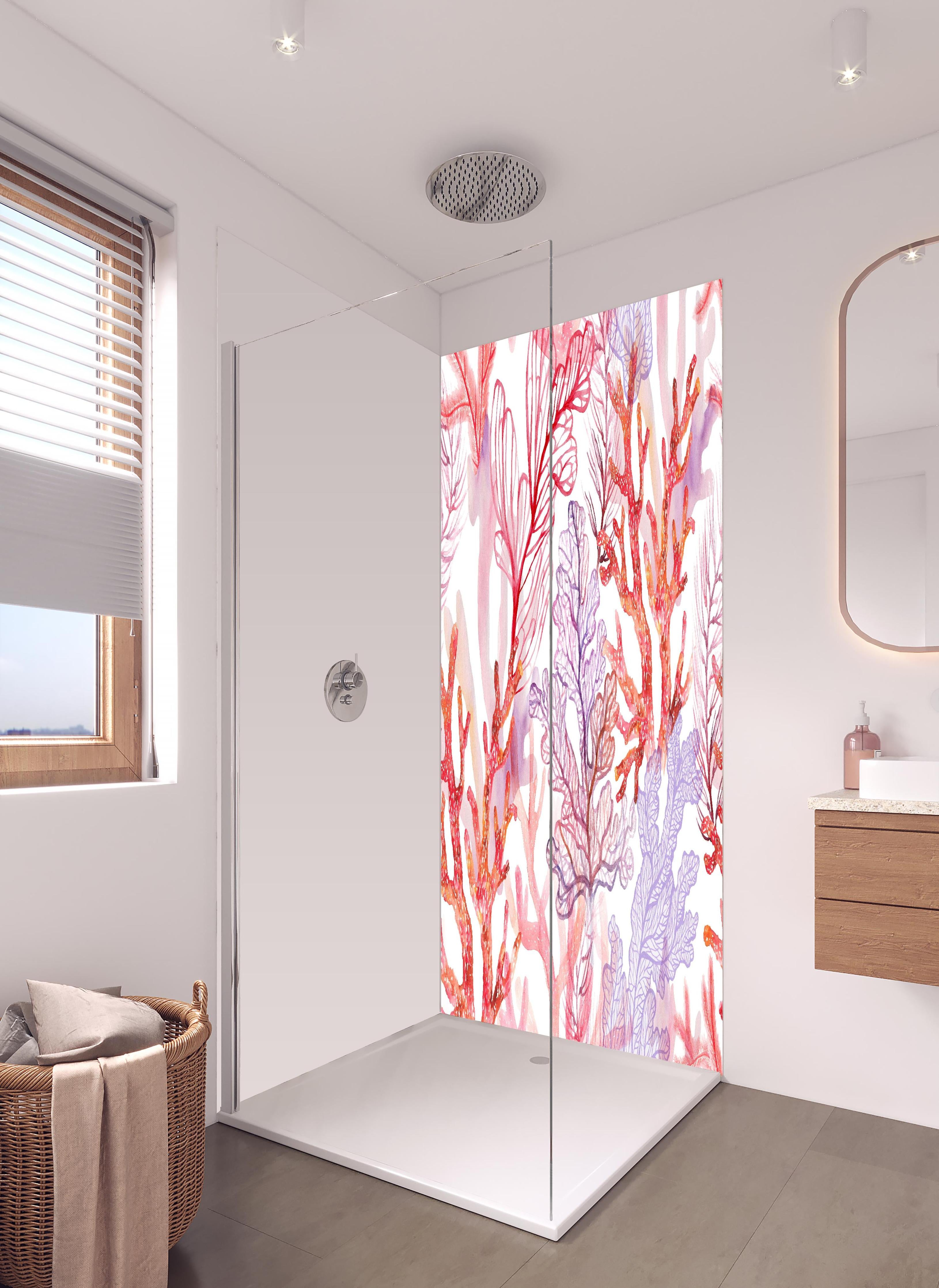 Duschrückwand - Skizzierte Korallen der Unterwasserwelt in hellem Badezimmer mit Regenduschkopf - zweiteilige Eck-Duschrückwand