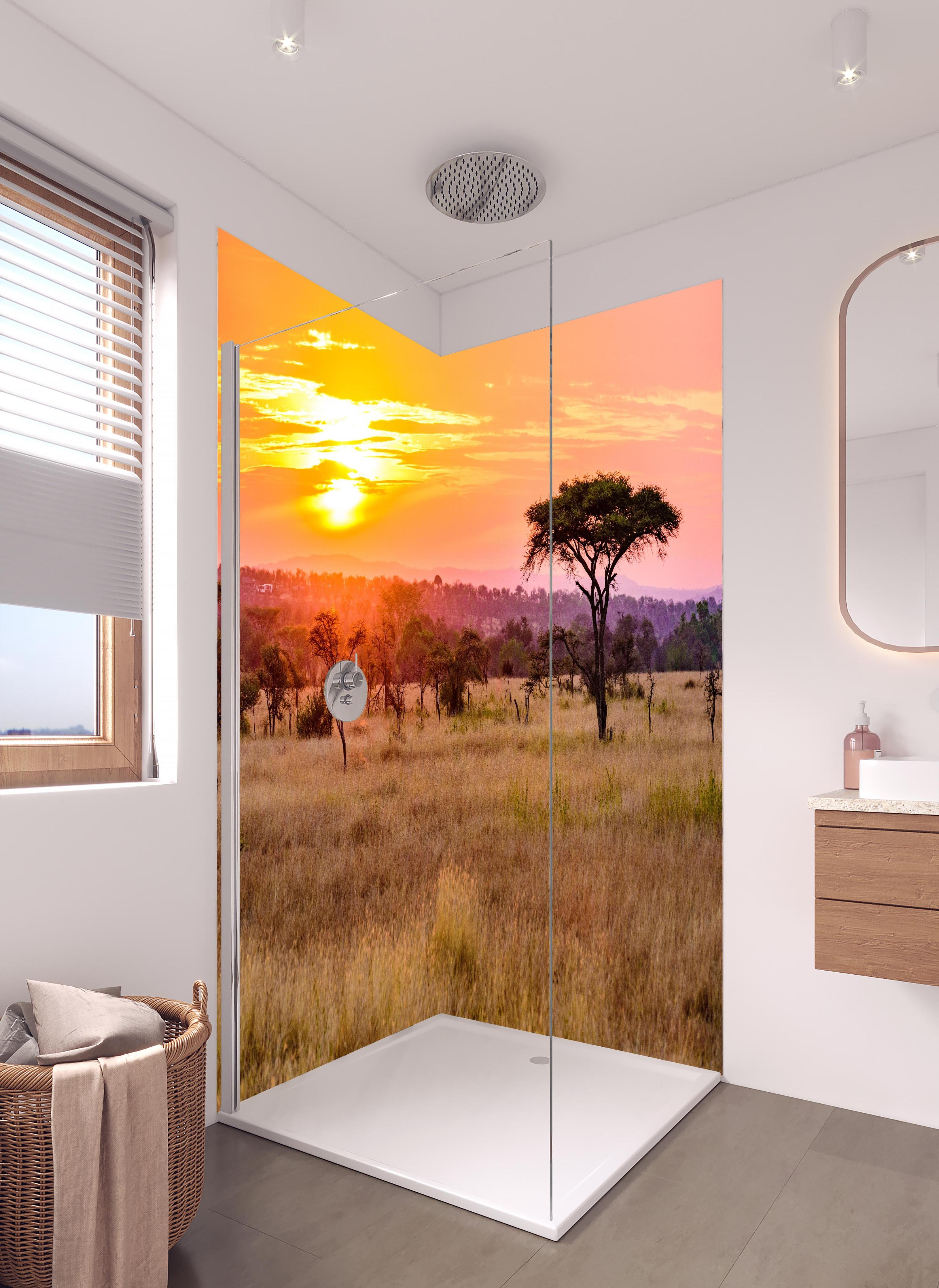 Duschrückwand - Sonnenuntergang in der Savanne Afrikas in hellem Badezimmer mit Regenduschkopf - zweiteilige Eck-Duschrückwand
