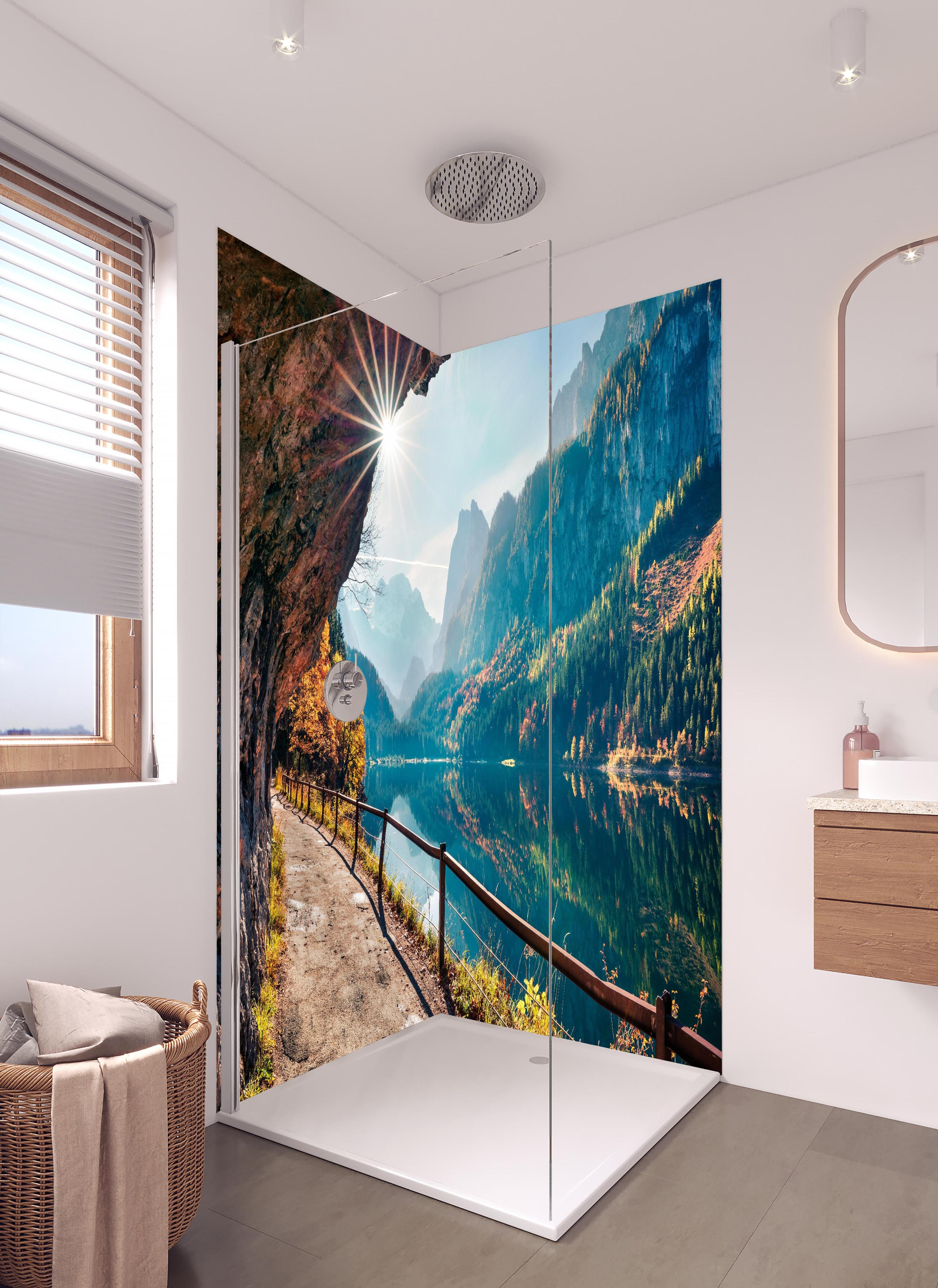 Duschrückwand - Sonnige Herbstszene am Gosausee in hellem Badezimmer mit Regenduschkopf - zweiteilige Eck-Duschrückwand