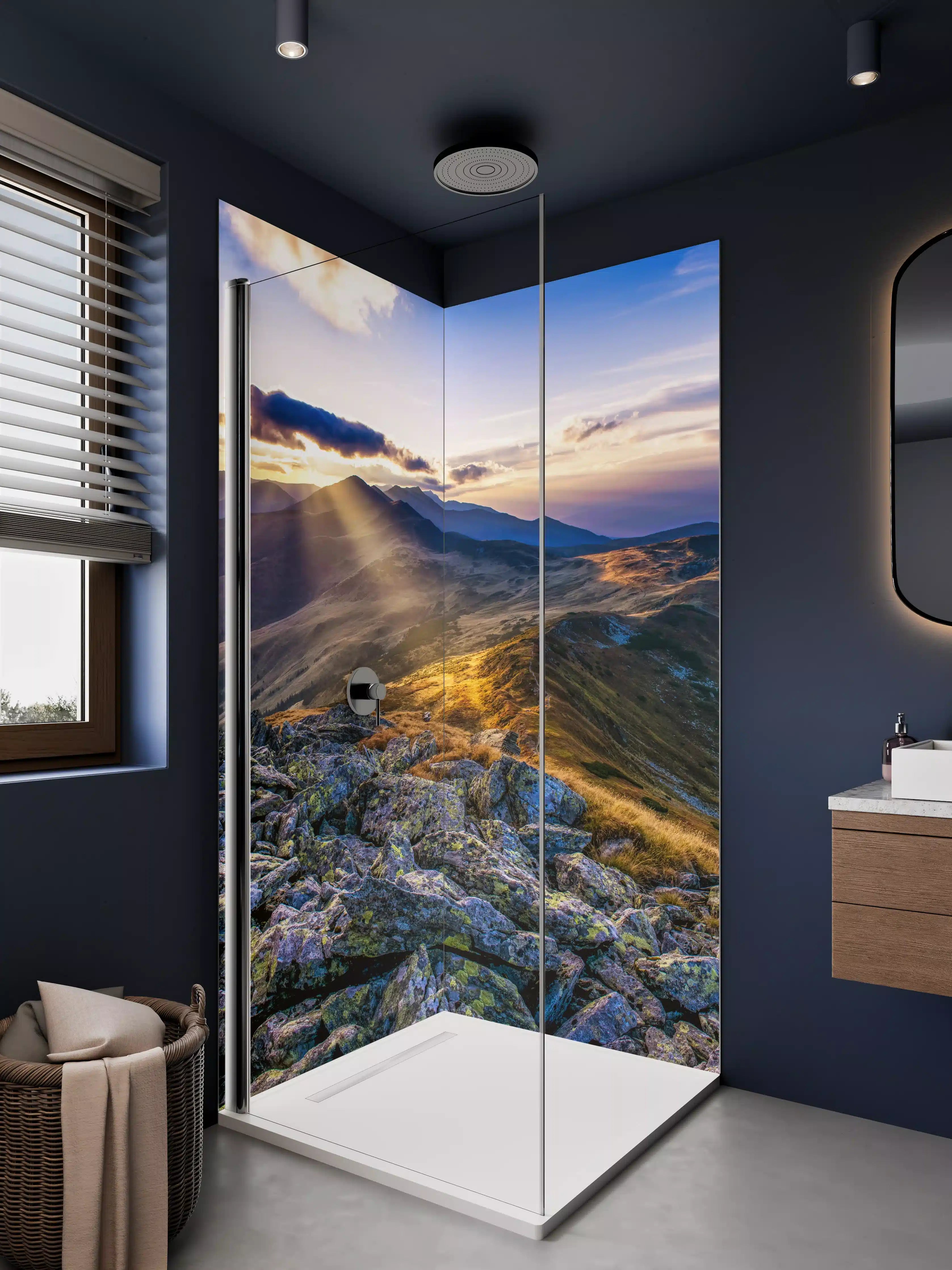 Duschrückwand - Spektakulärer Bergpanorama bei Sonnenaufgang
