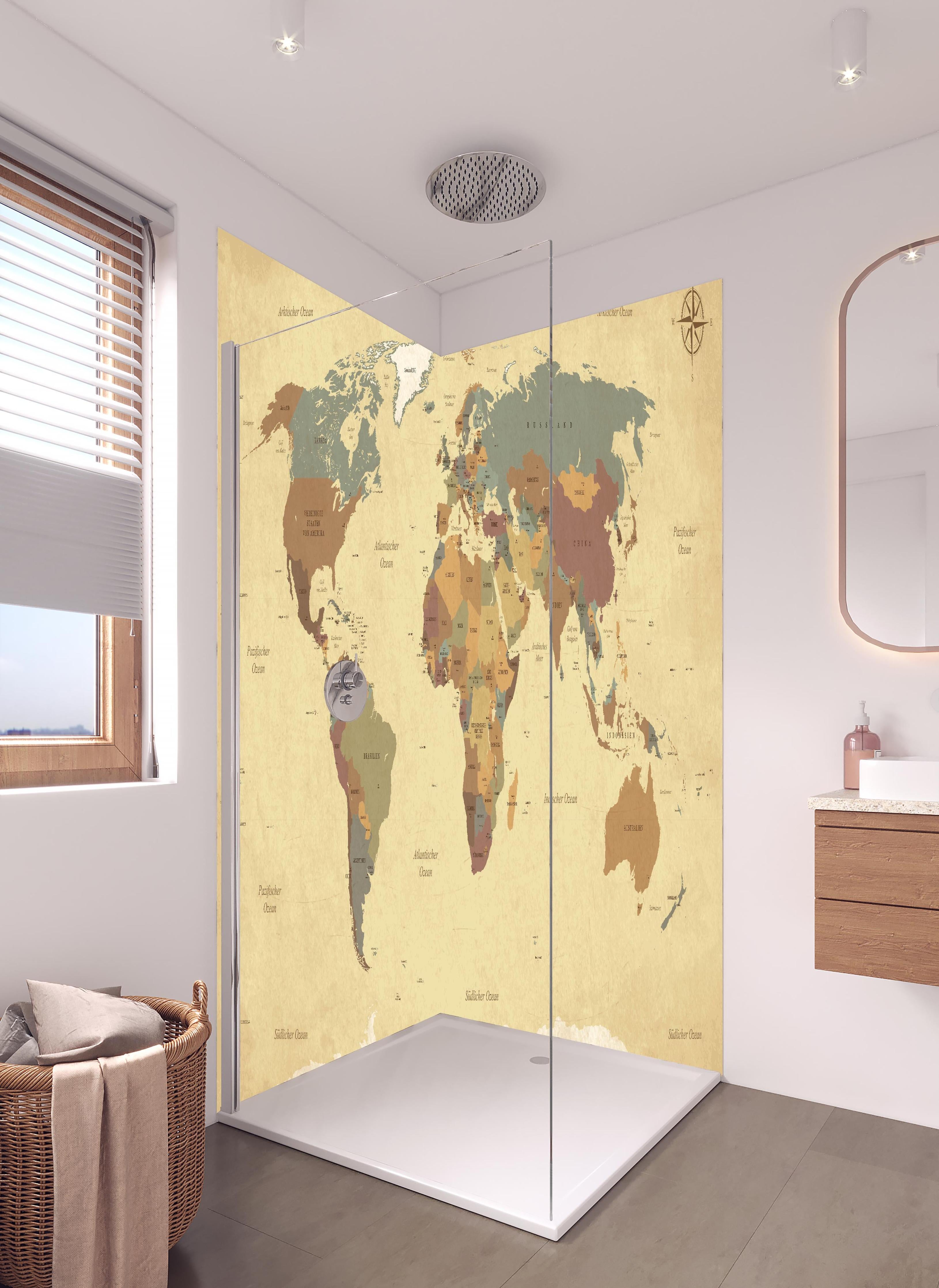 Duschrückwand - Texturierte Vintage Weltkarte in Beigetönen in hellem Badezimmer mit Regenduschkopf - zweiteilige Eck-Duschrückwand