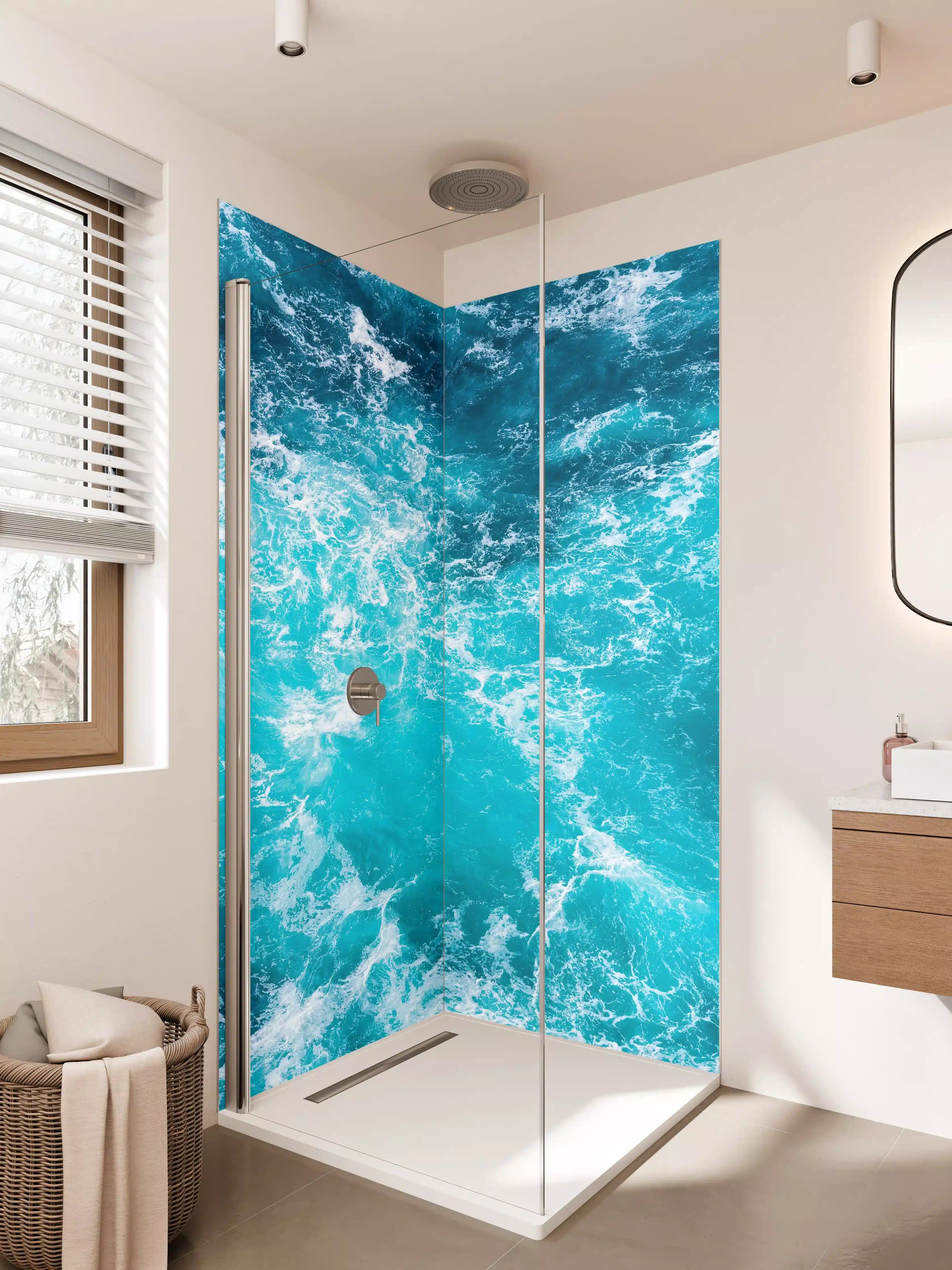 Duschrückwand - Tropisches Meer mit lebendigen Blautönen