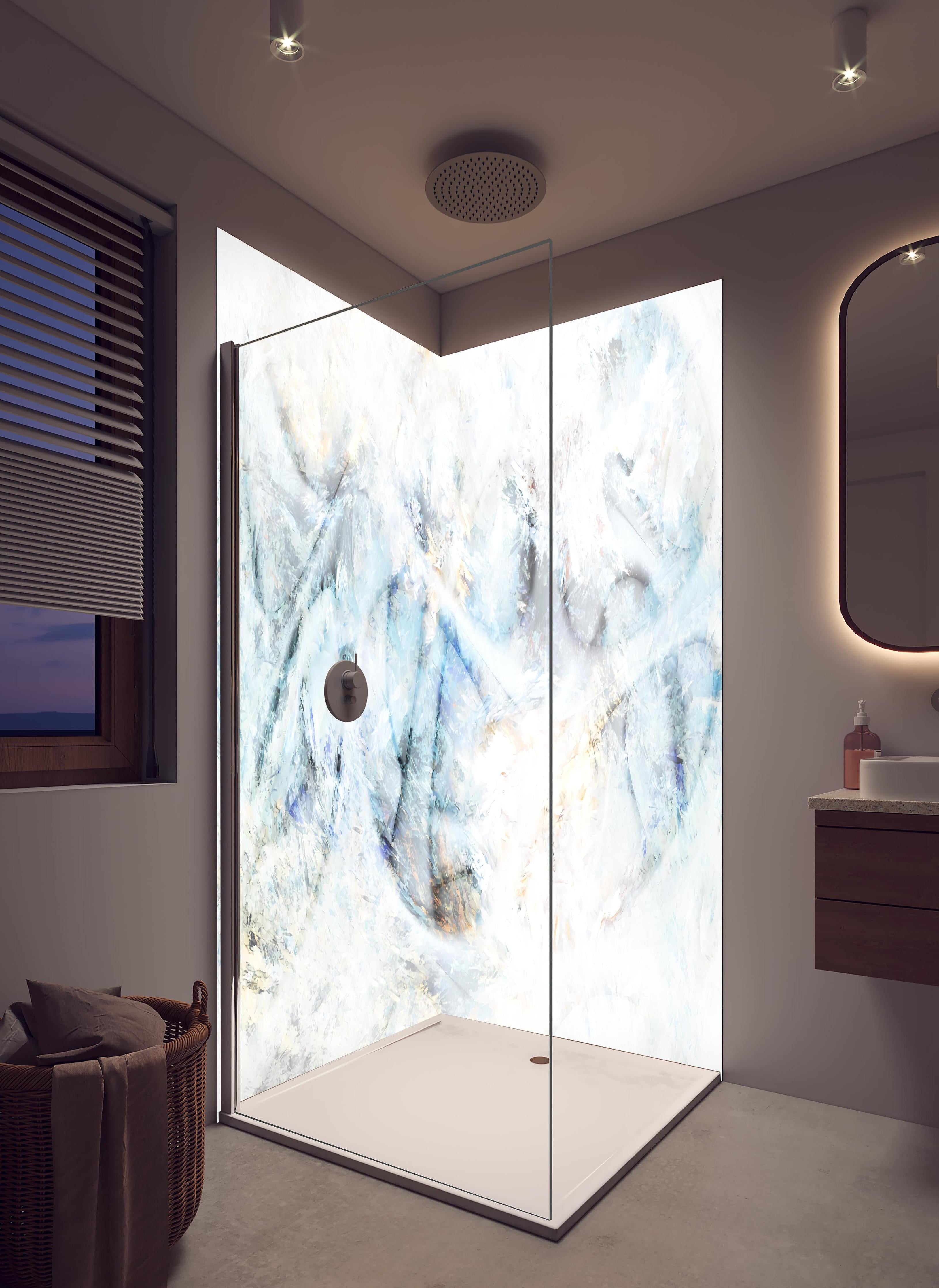 Duschrückwand - Türkise Textur - Pastell in hellem Badezimmer mit Regenduschkopf - zweiteilige Eck-Duschrückwand