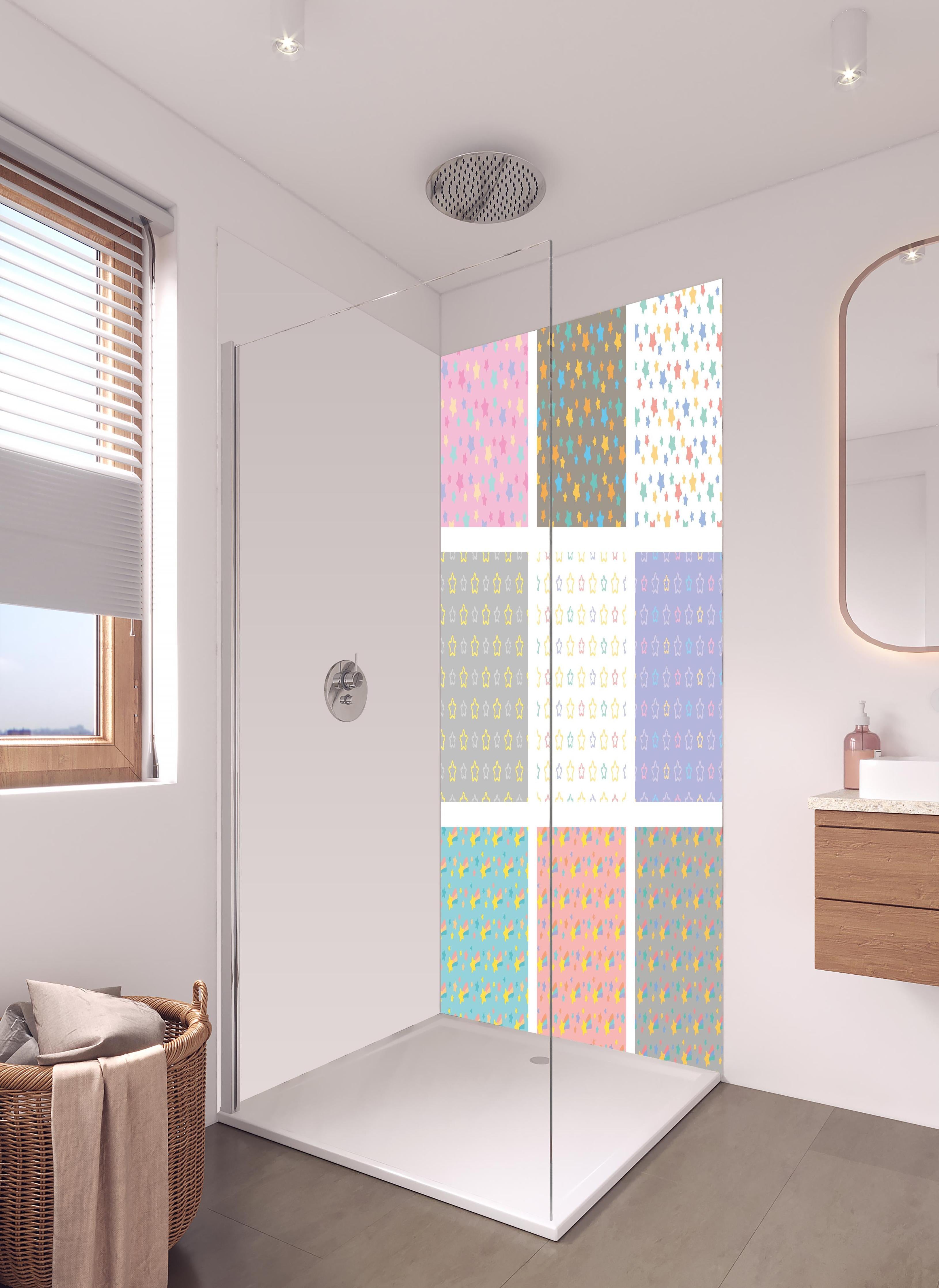 Duschrückwand - Vielseitige bunte Sternenmuster Kollektion in hellem Badezimmer mit Regenduschkopf - zweiteilige Eck-Duschrückwand