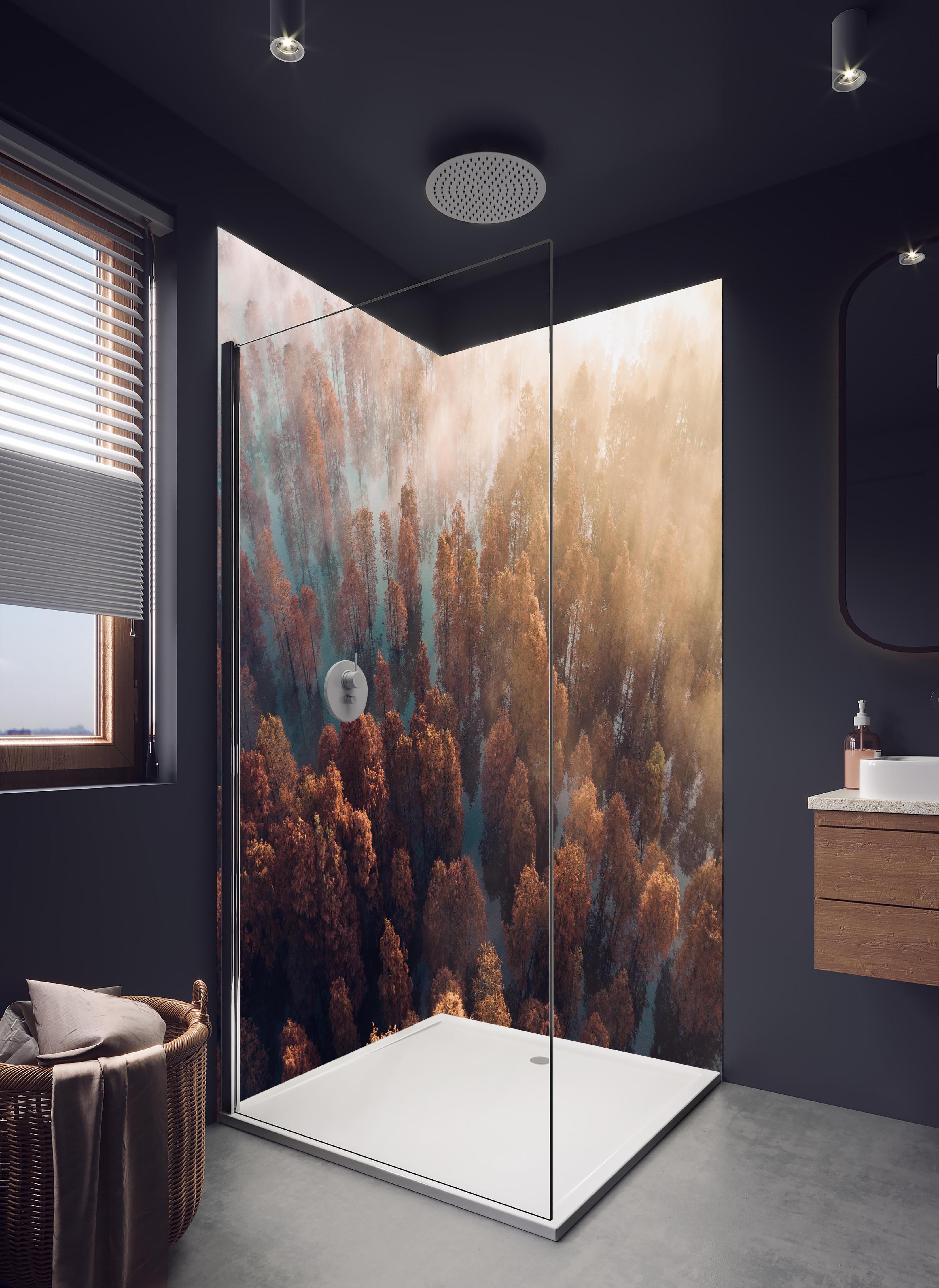 Duschrückwand - Vogelperspektive - Wald im Herbst in hellem Badezimmer mit Regenduschkopf - zweiteilige Eck-Duschrückwand