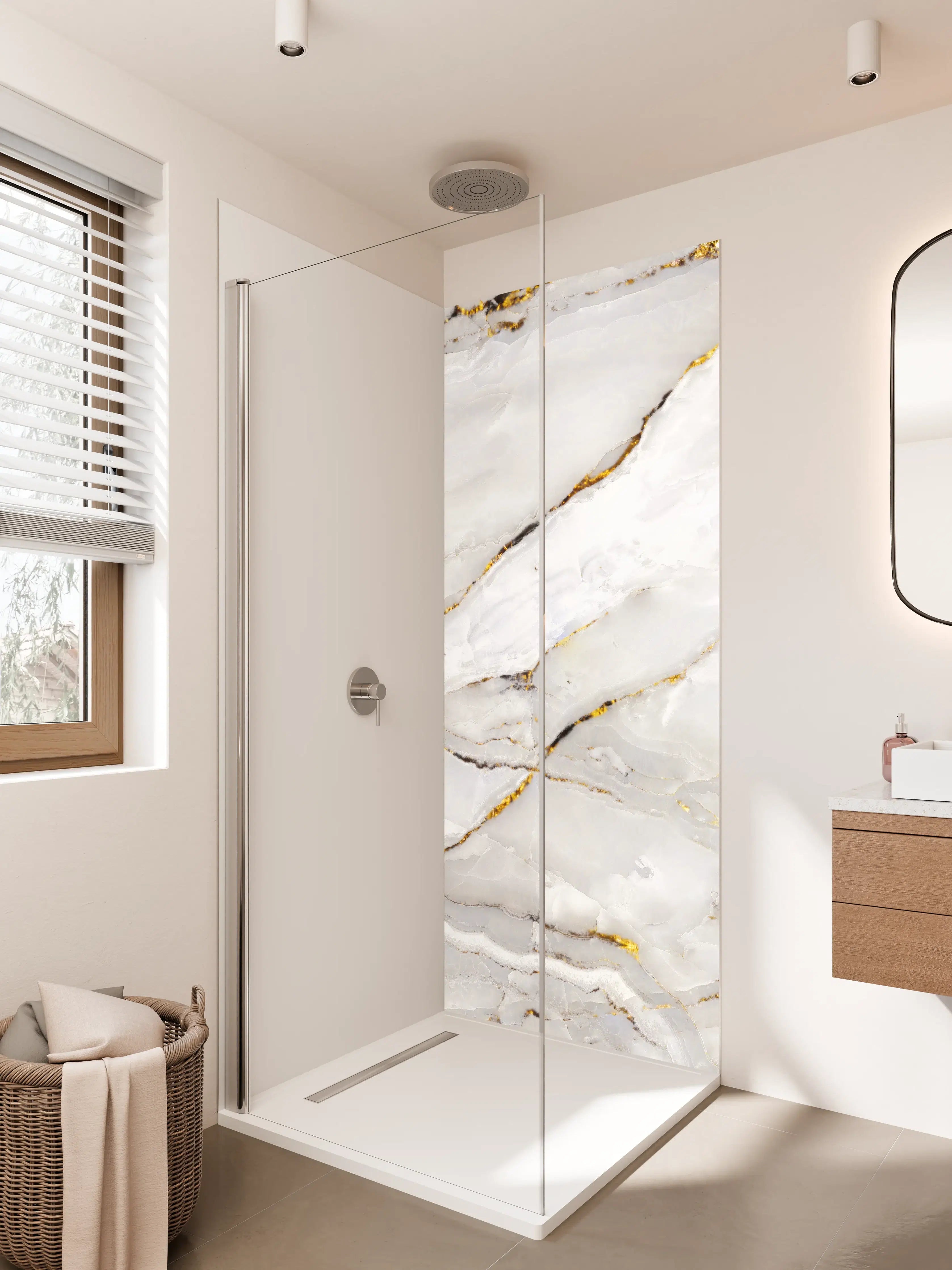 Duschrückwand - Weiße Marmor-Optik mit goldenen Akzenten