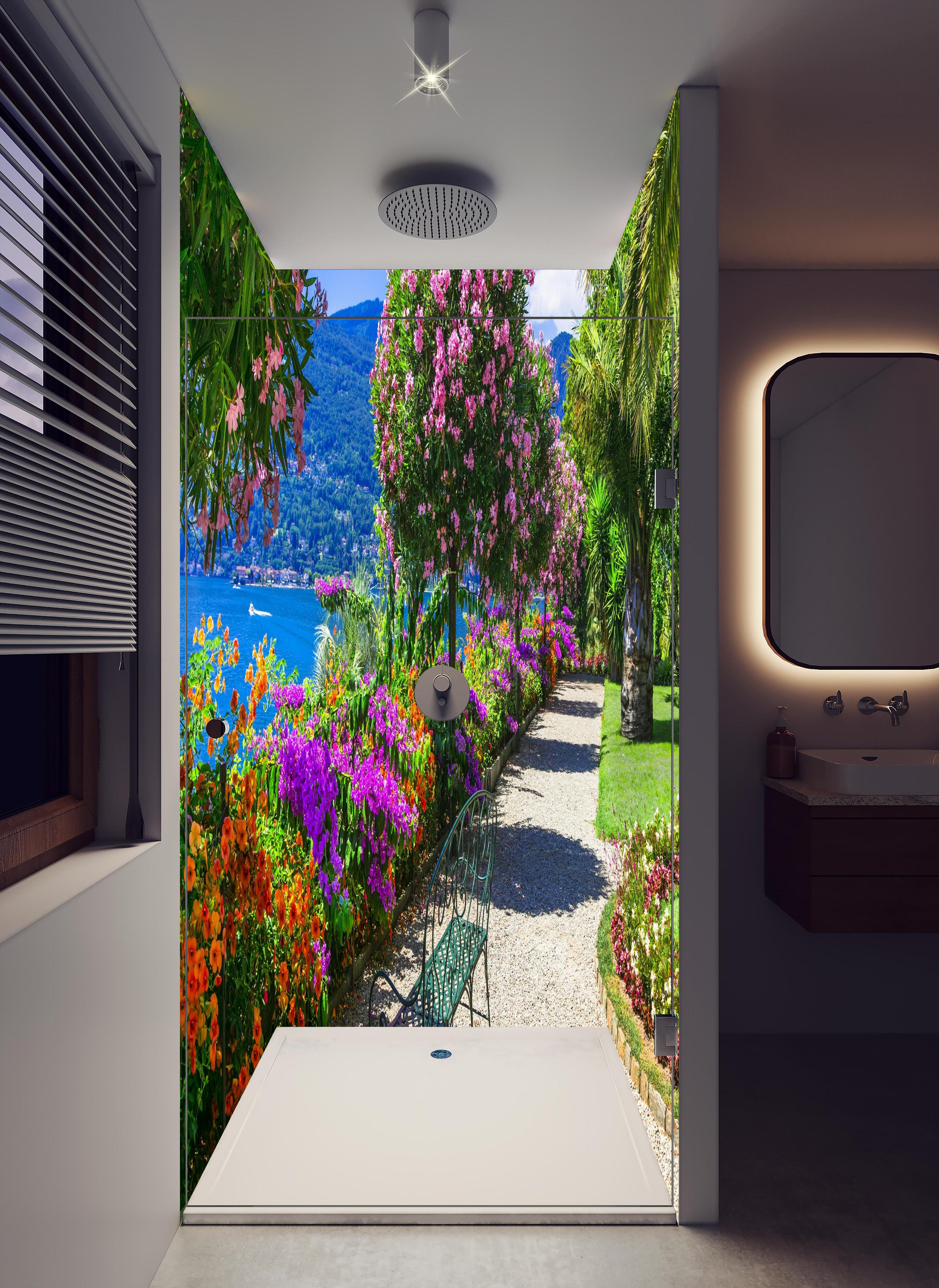 Duschrückwand - Wunderschöner Garten in Lago Maggiore in hellem Badezimmer mit Regenduschkopf - zweiteilige Eck-Duschrückwand