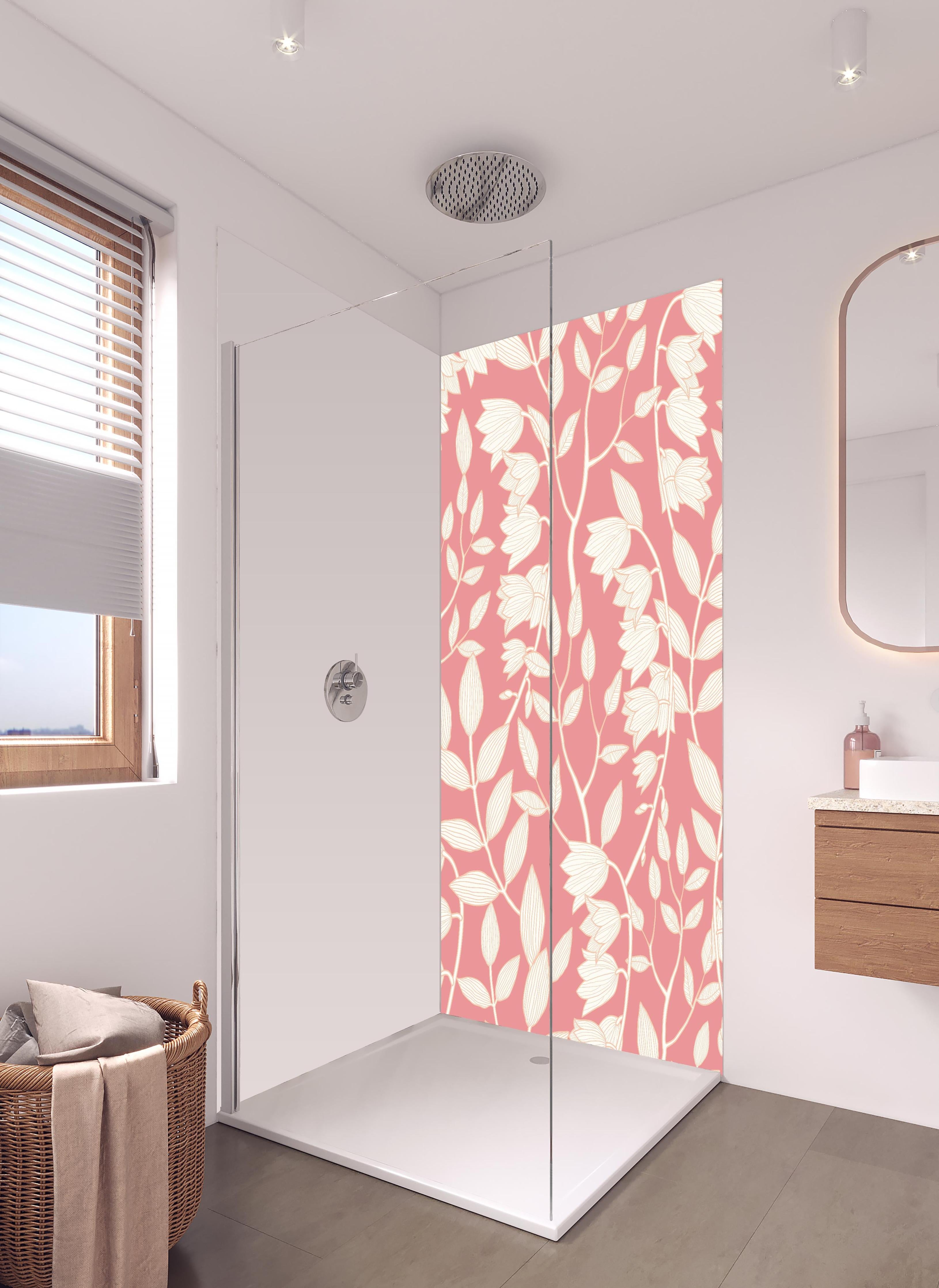 Duschrückwand - Zartrosa Tapete mit elegantem Blattmuster in hellem Badezimmer mit Regenduschkopf - zweiteilige Eck-Duschrückwand