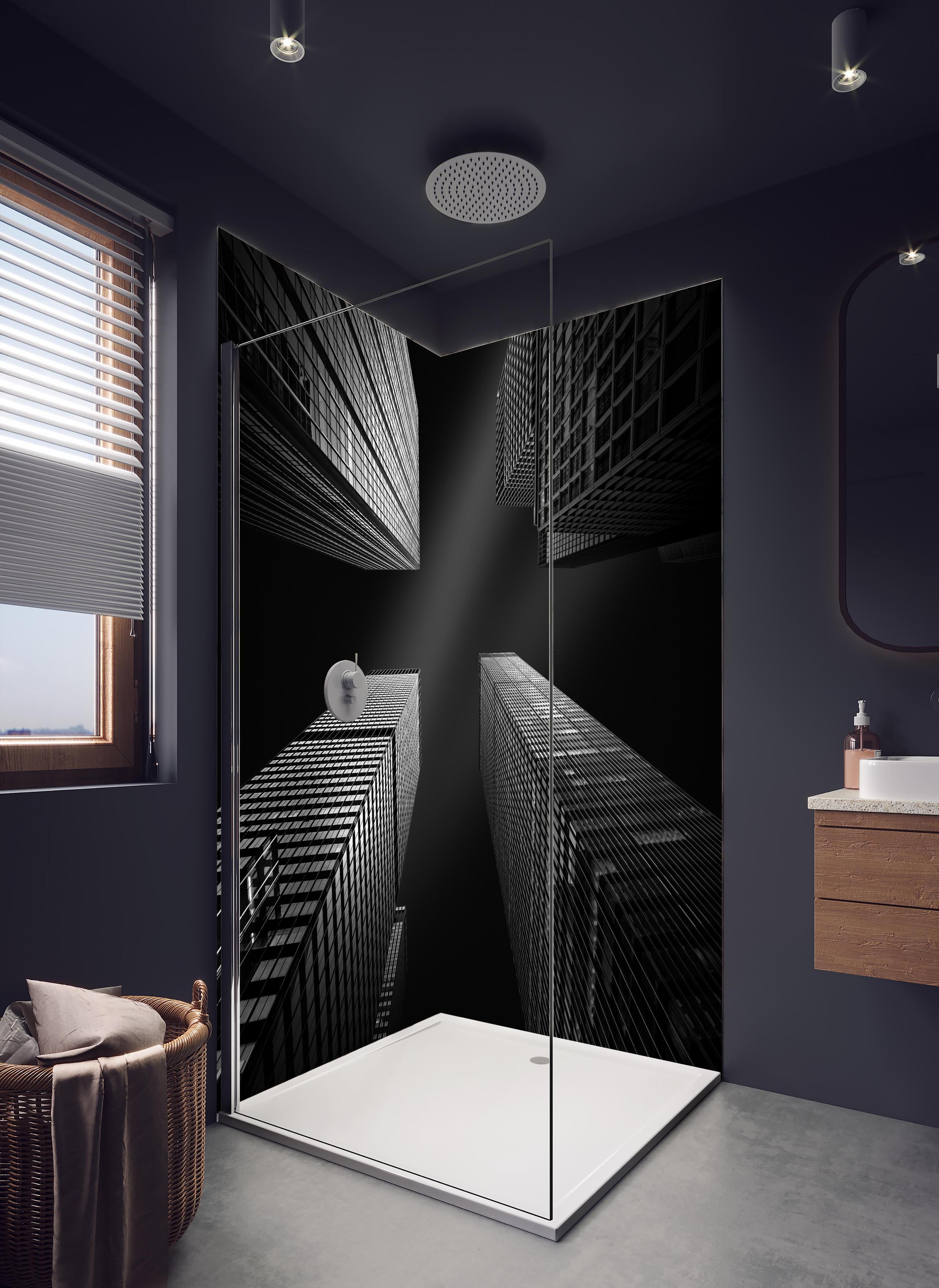 Duschrückwand - gewaltige Hochhäuser von NY in hellem Badezimmer mit Regenduschkopf - zweiteilige Eck-Duschrückwand