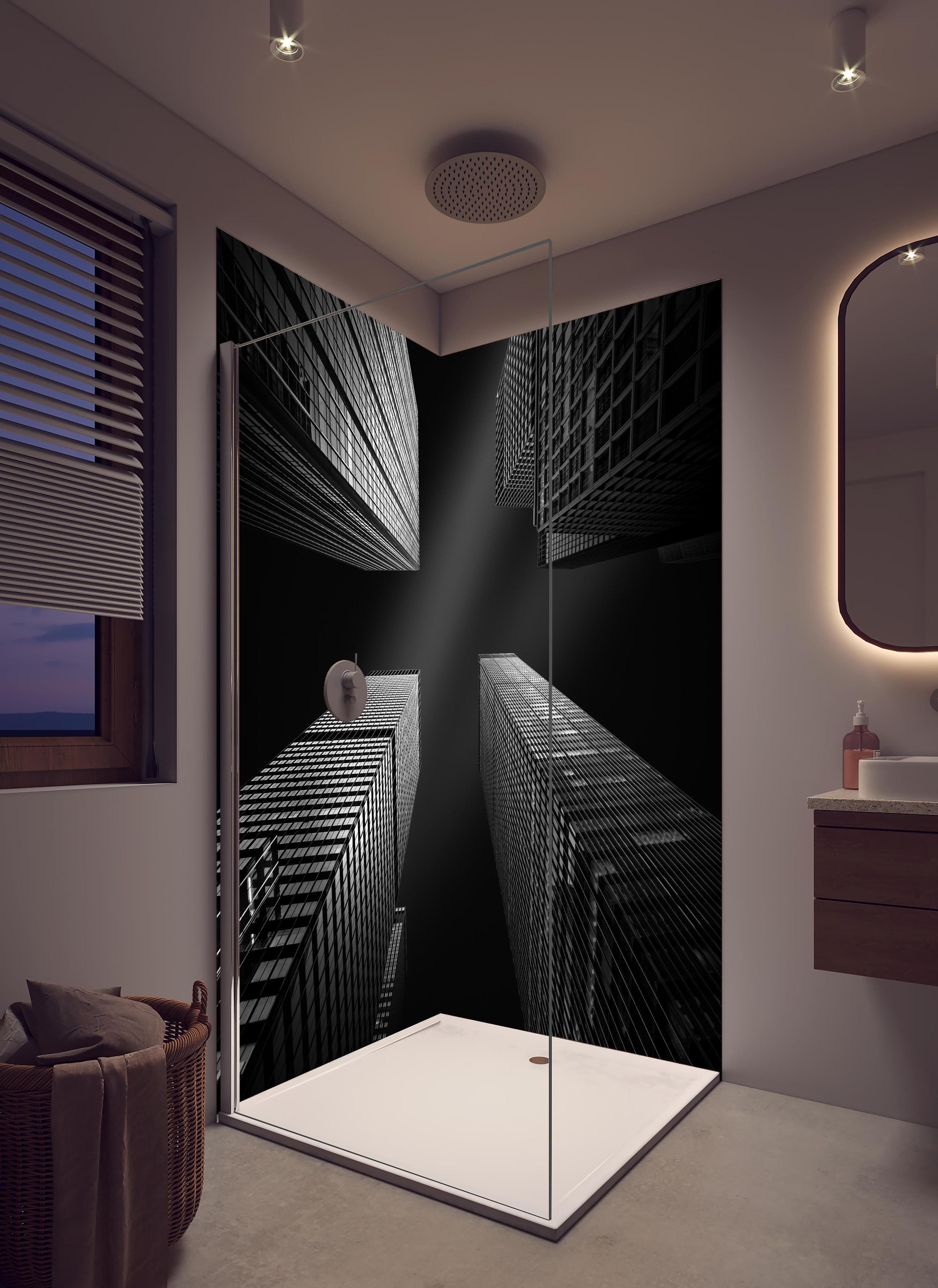 Duschrückwand - gewaltige Hochhäuser von NY in hellem Badezimmer mit Regenduschkopf - zweiteilige Eck-Duschrückwand