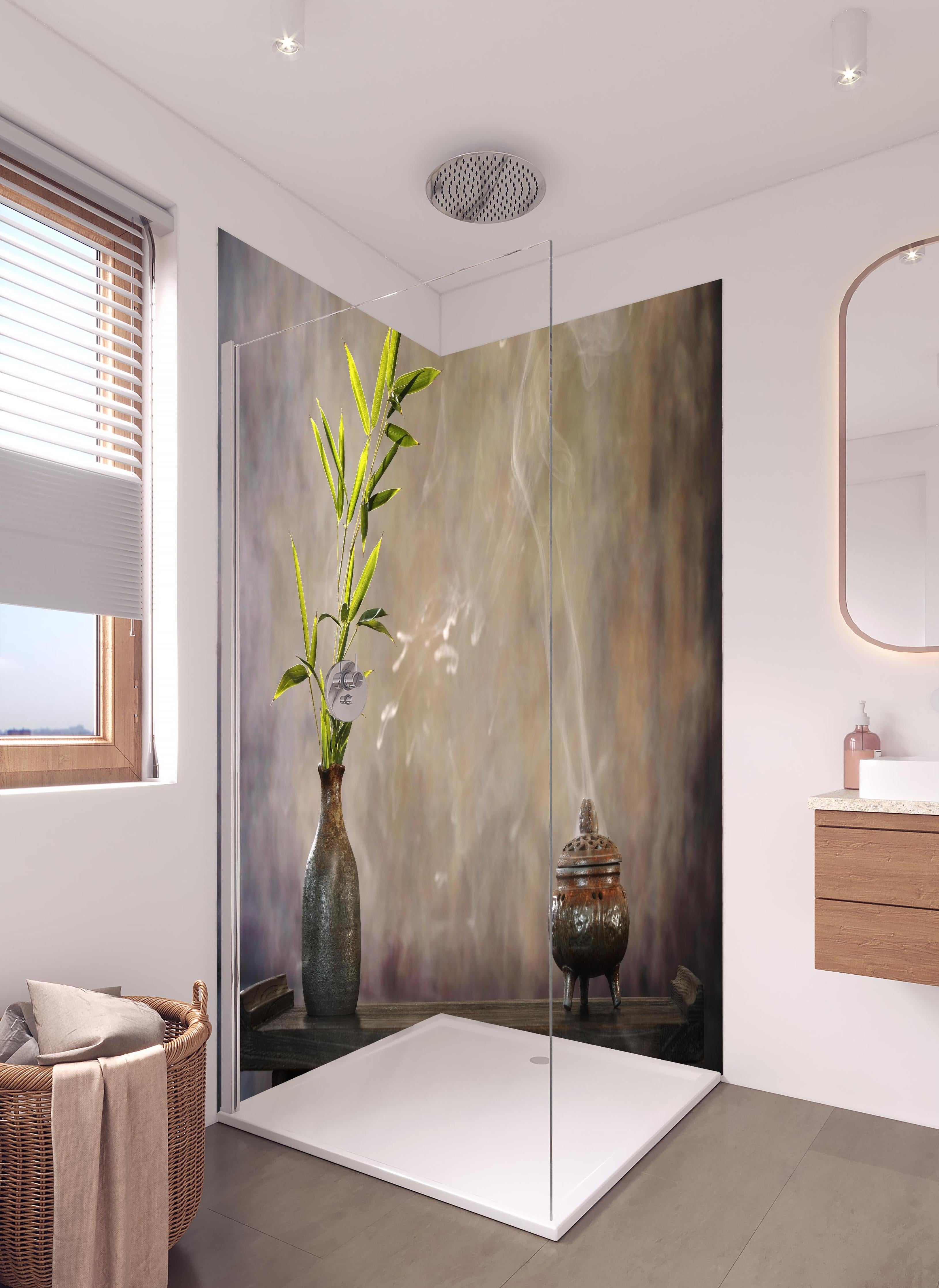 Duschrückwand - spirituelles Spa-Stillleben in hellem Badezimmer mit Regenduschkopf - zweiteilige Eck-Duschrückwand