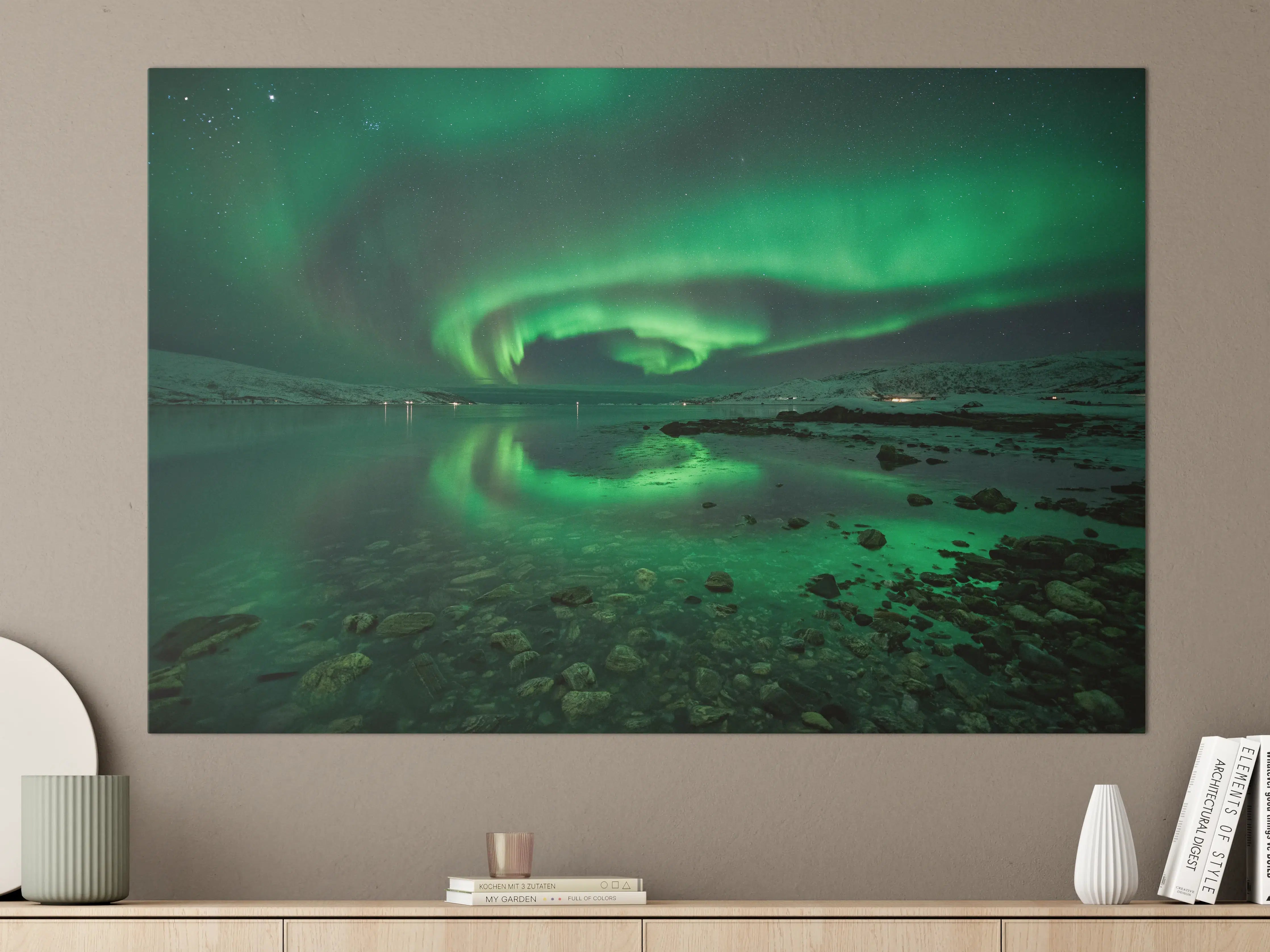 Große Wandbilder - Aurora borealis über Fjord in Island