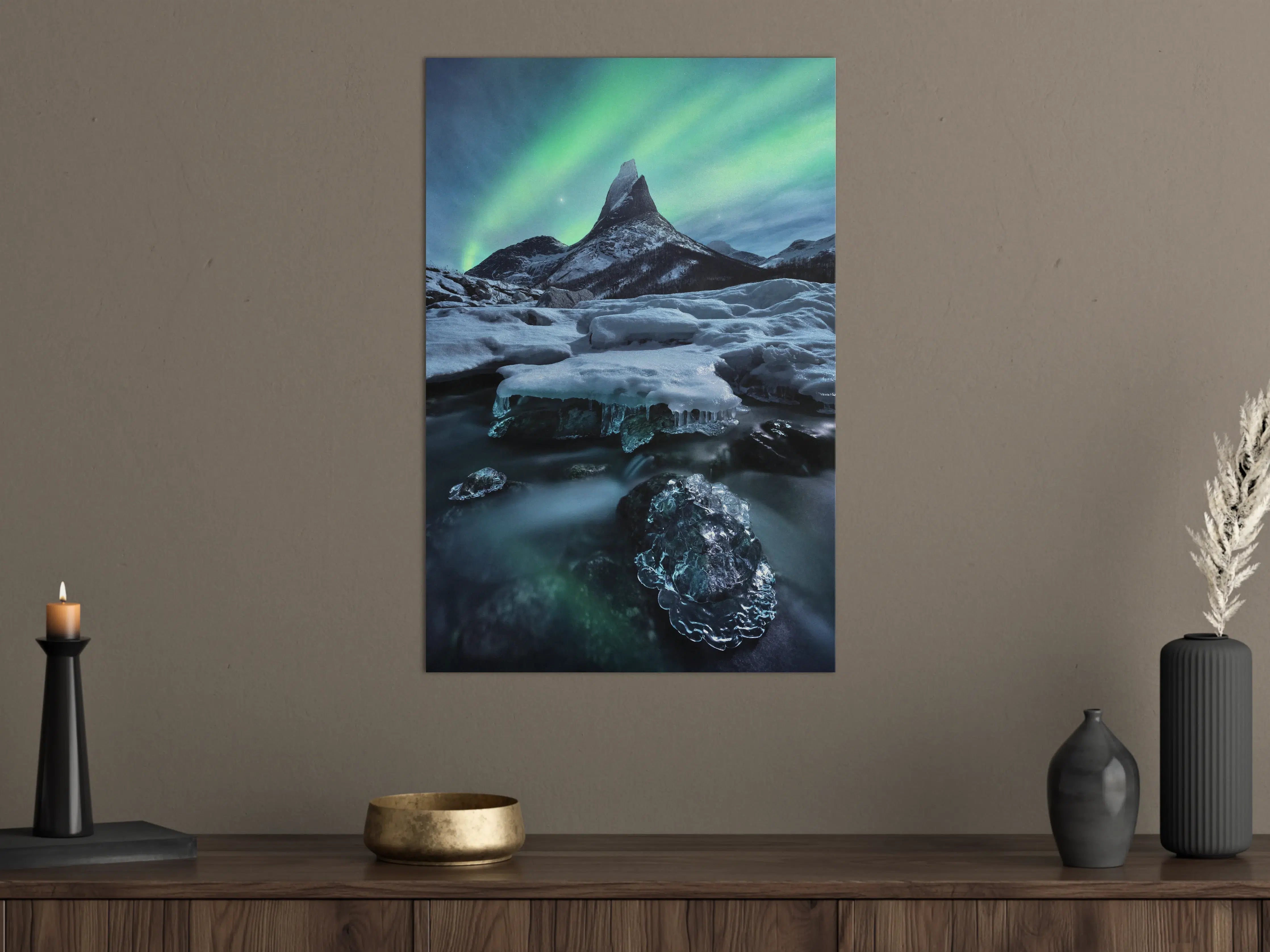 Große Wandbilder - Aurora über Eisbergspitze