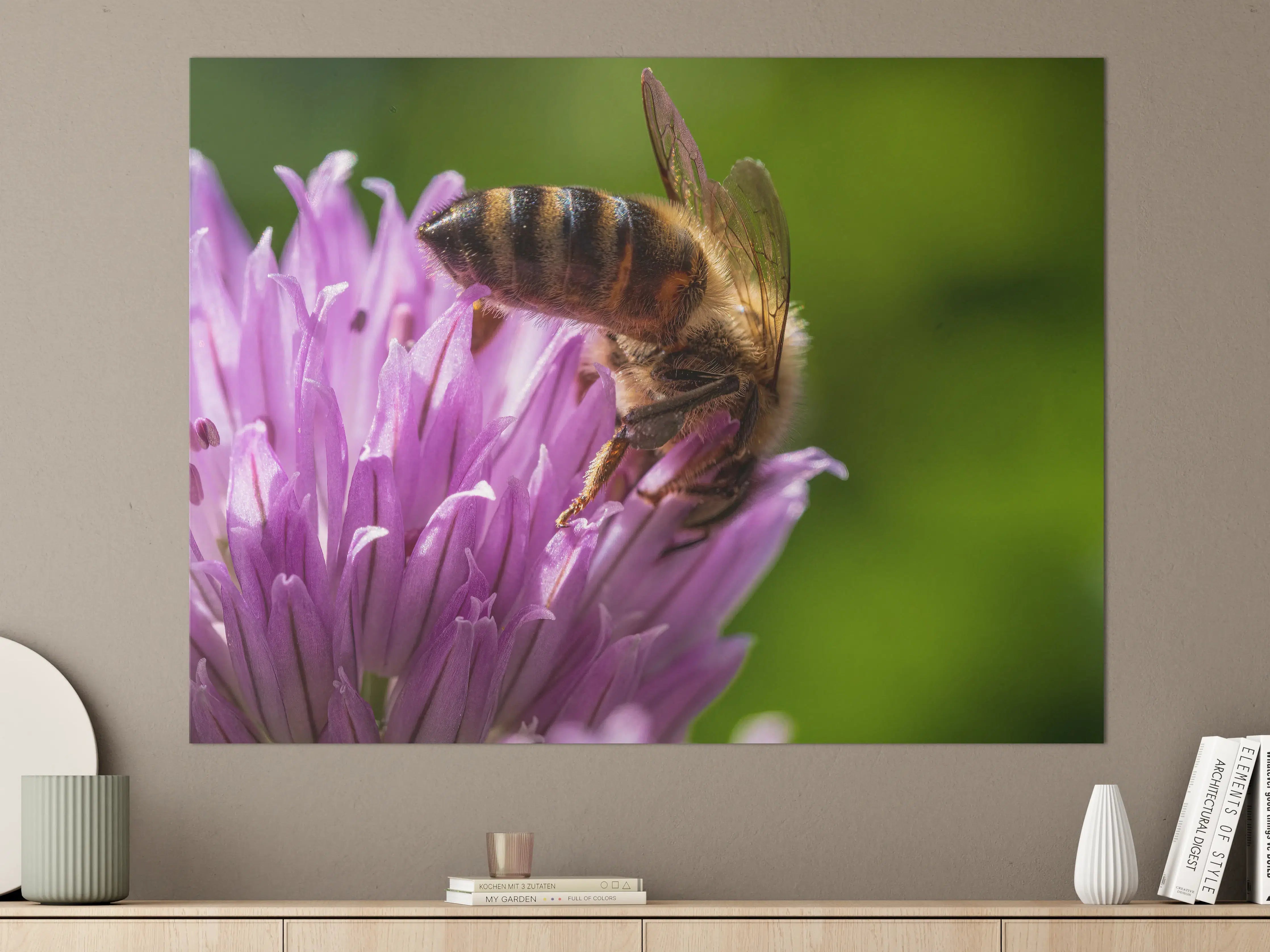 Große Wandbilder - Biene auf Lila Blüte Makro