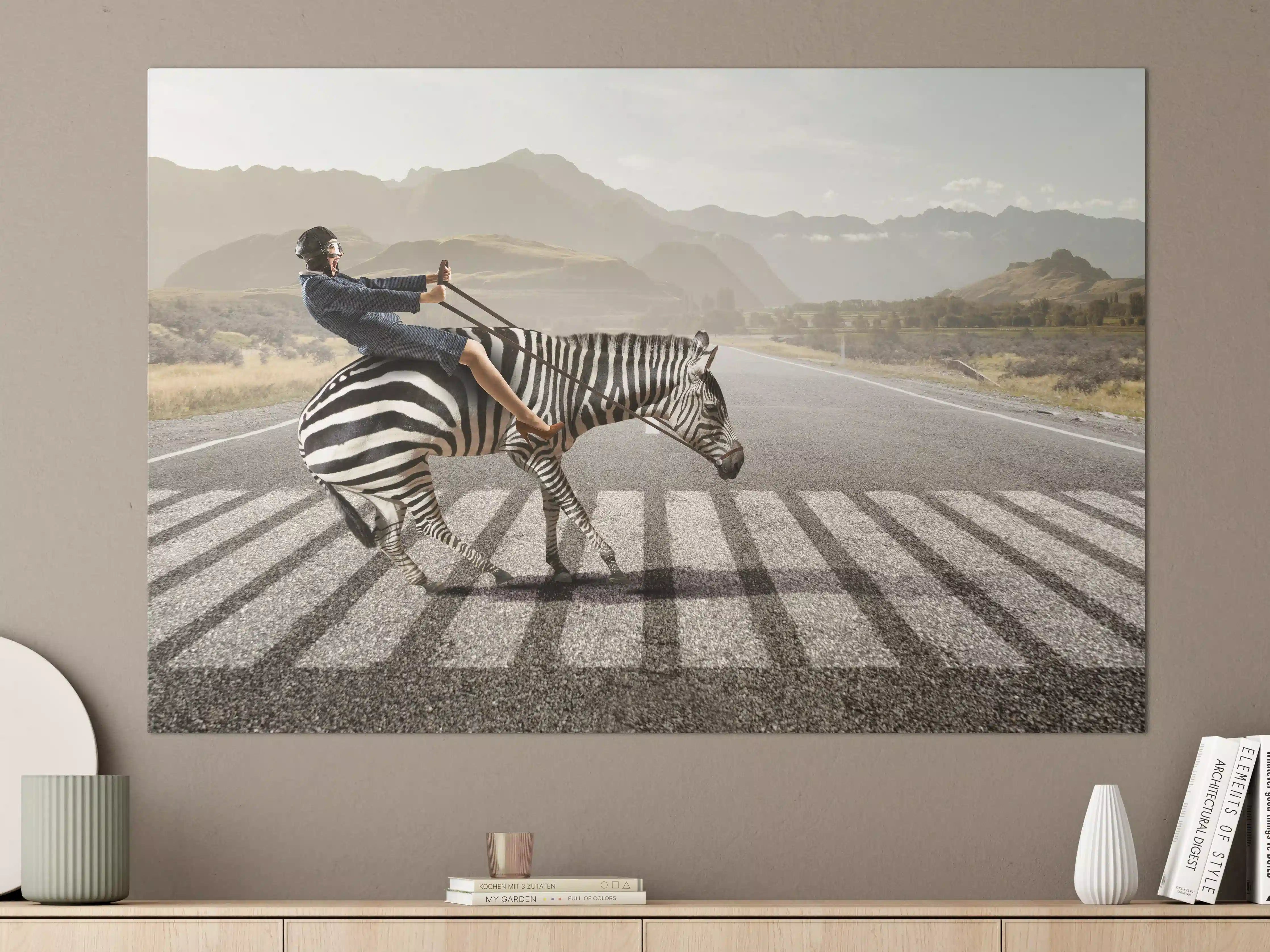 Große Wandbilder - Businesswoman auf Zebra