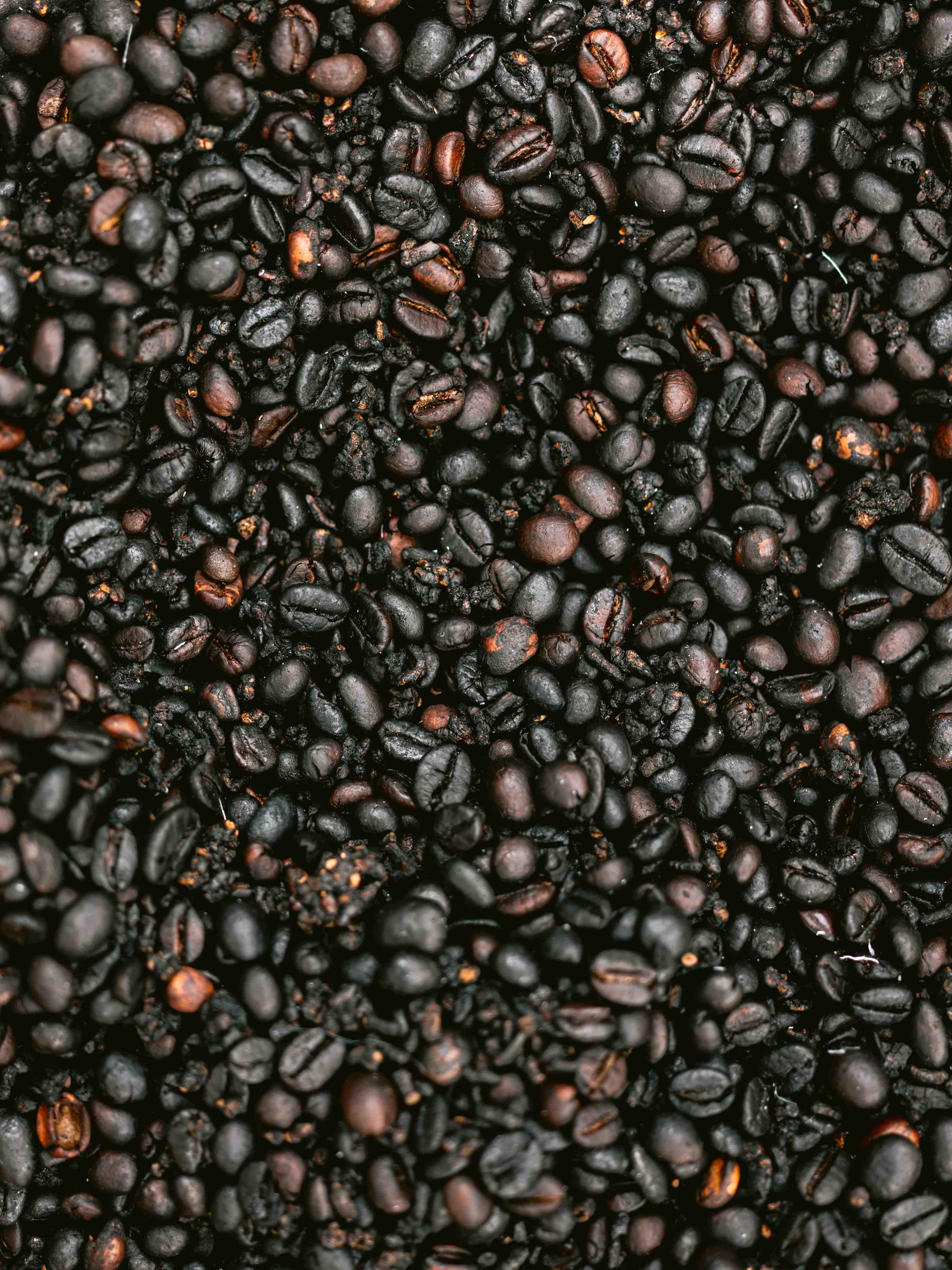Große Wandbilder-Dunkle Kaffeebohnen, Nahaufnahme mit Textur