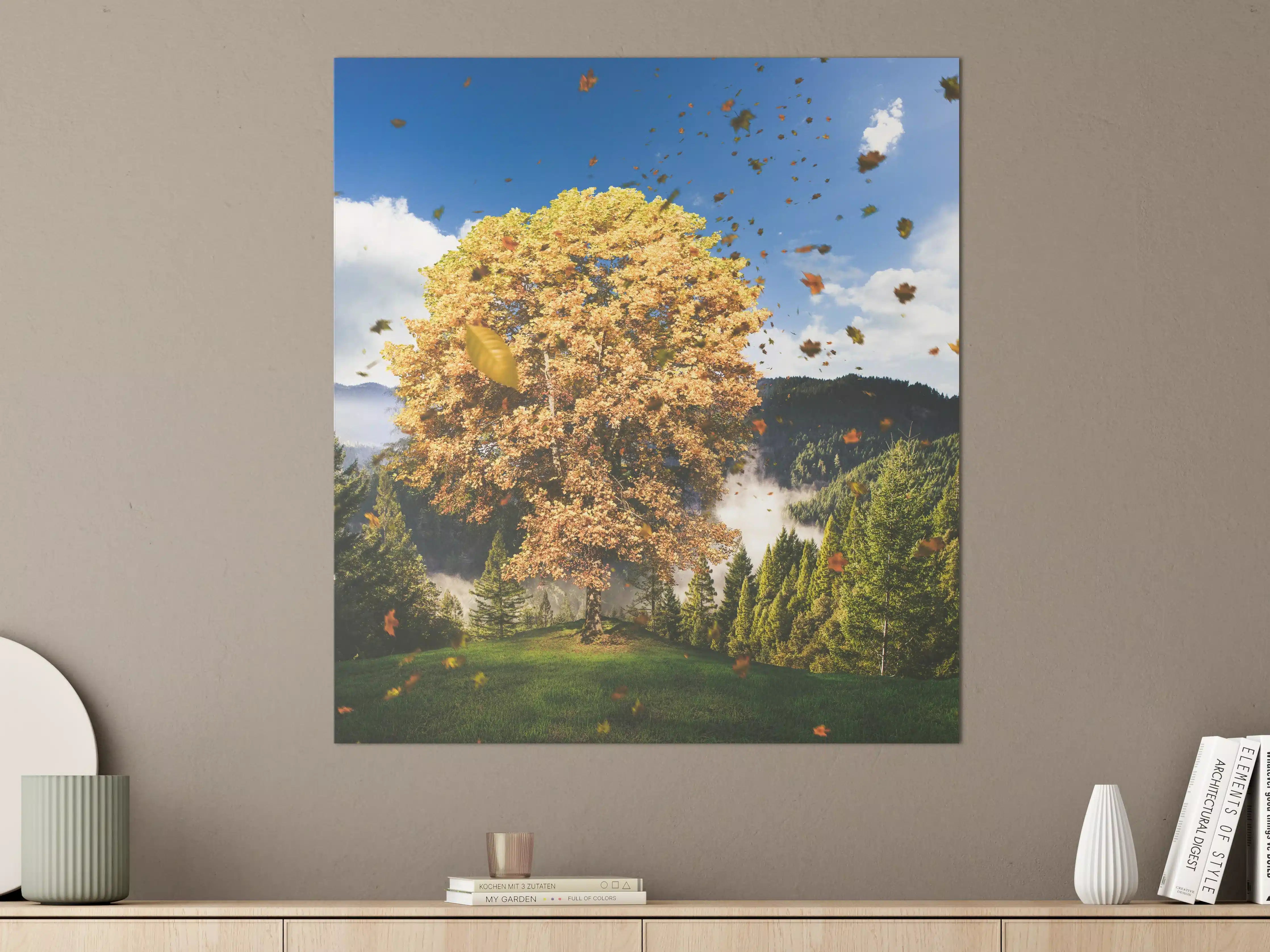 Große Wandbilder - Einzelner Herbst Baum im Wald bei Wind