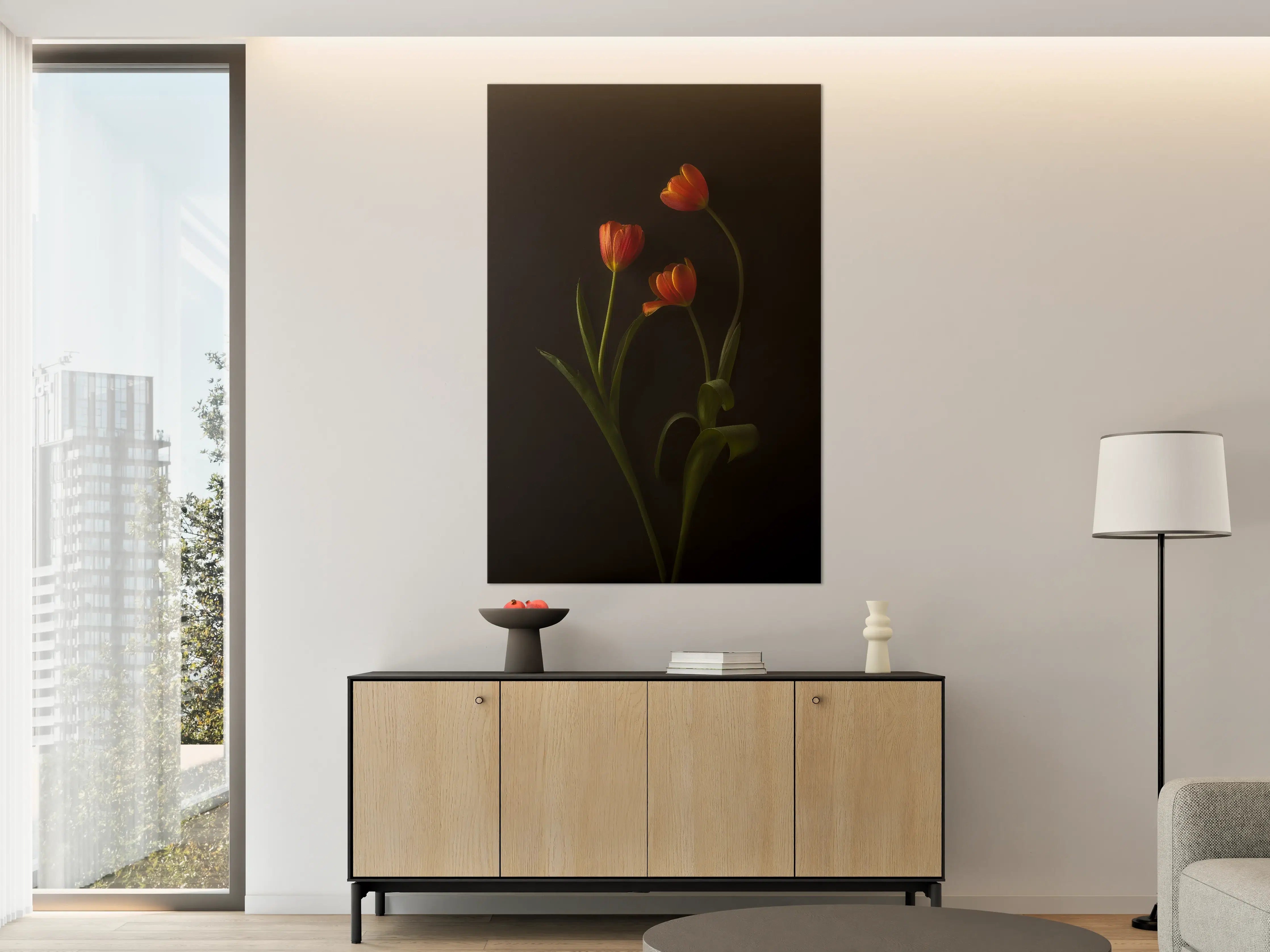Große Wandbilder - Elegant rote Tulpen vor schwarzem Hintergrund