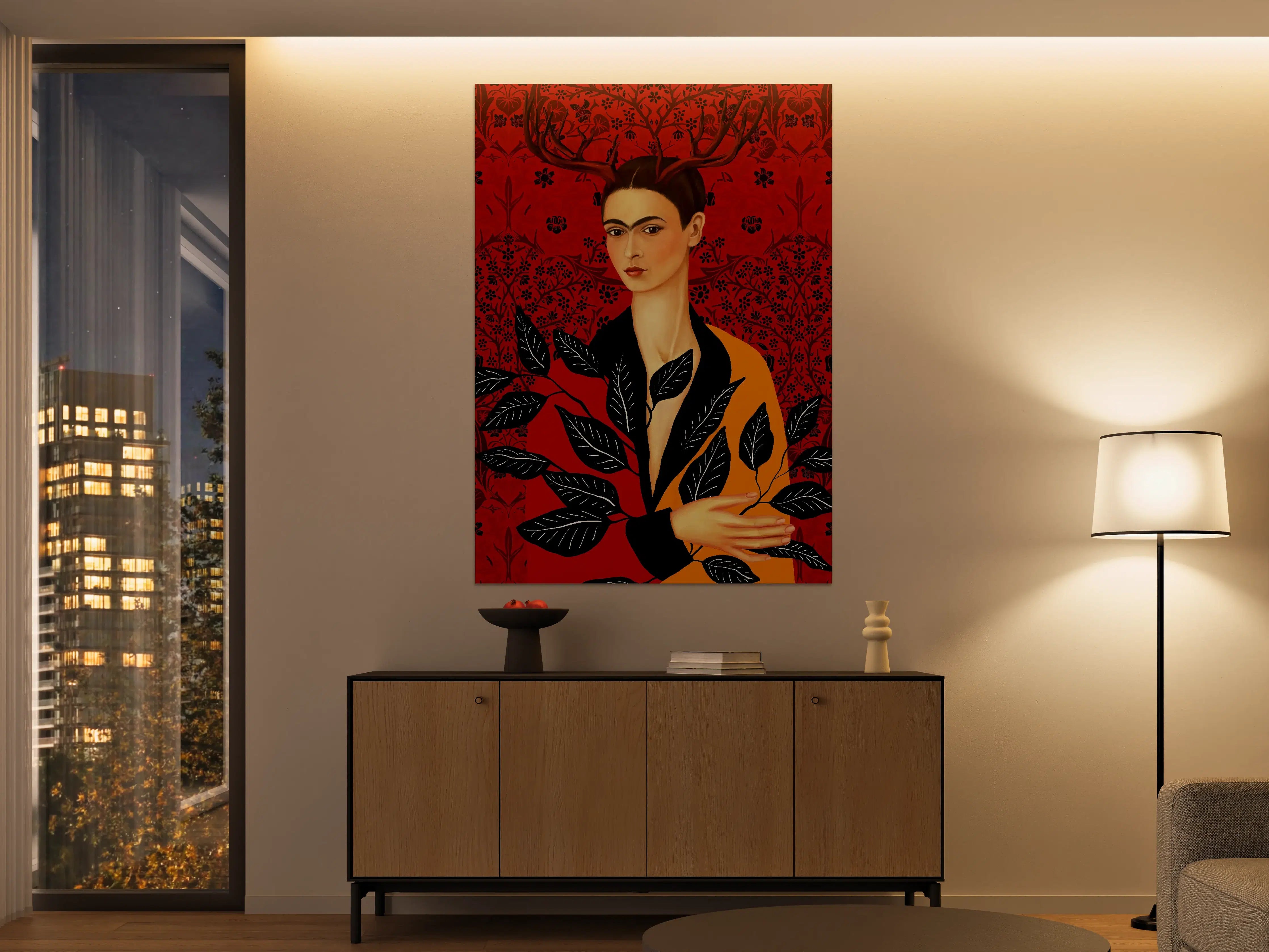 Große Wandbilder - Elegante Frau mit Hirschgeweih, rotes Hintergrundmuster