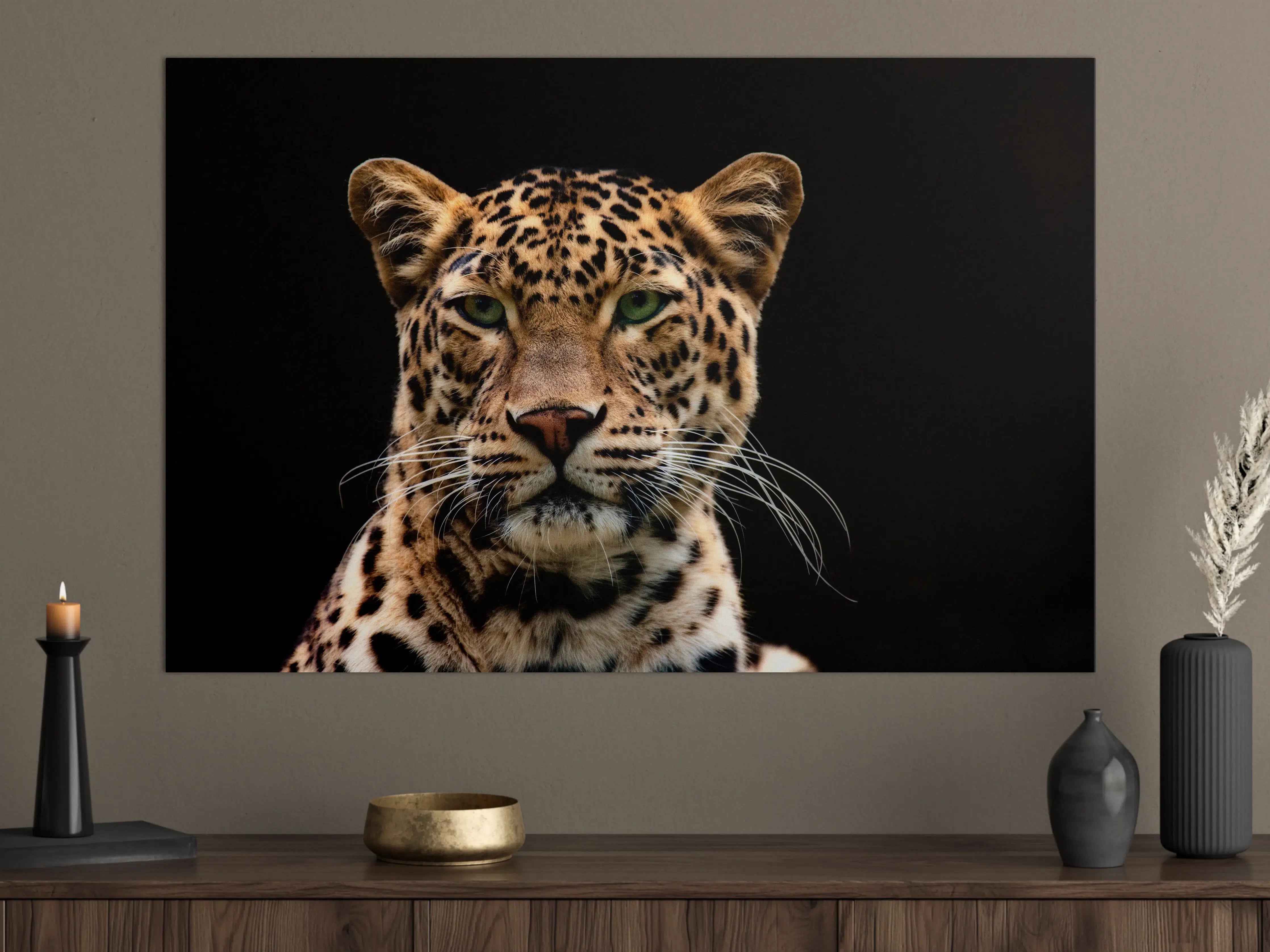 Große Wandbilder - Eleganter Leopard vor dunklem Hintergrund