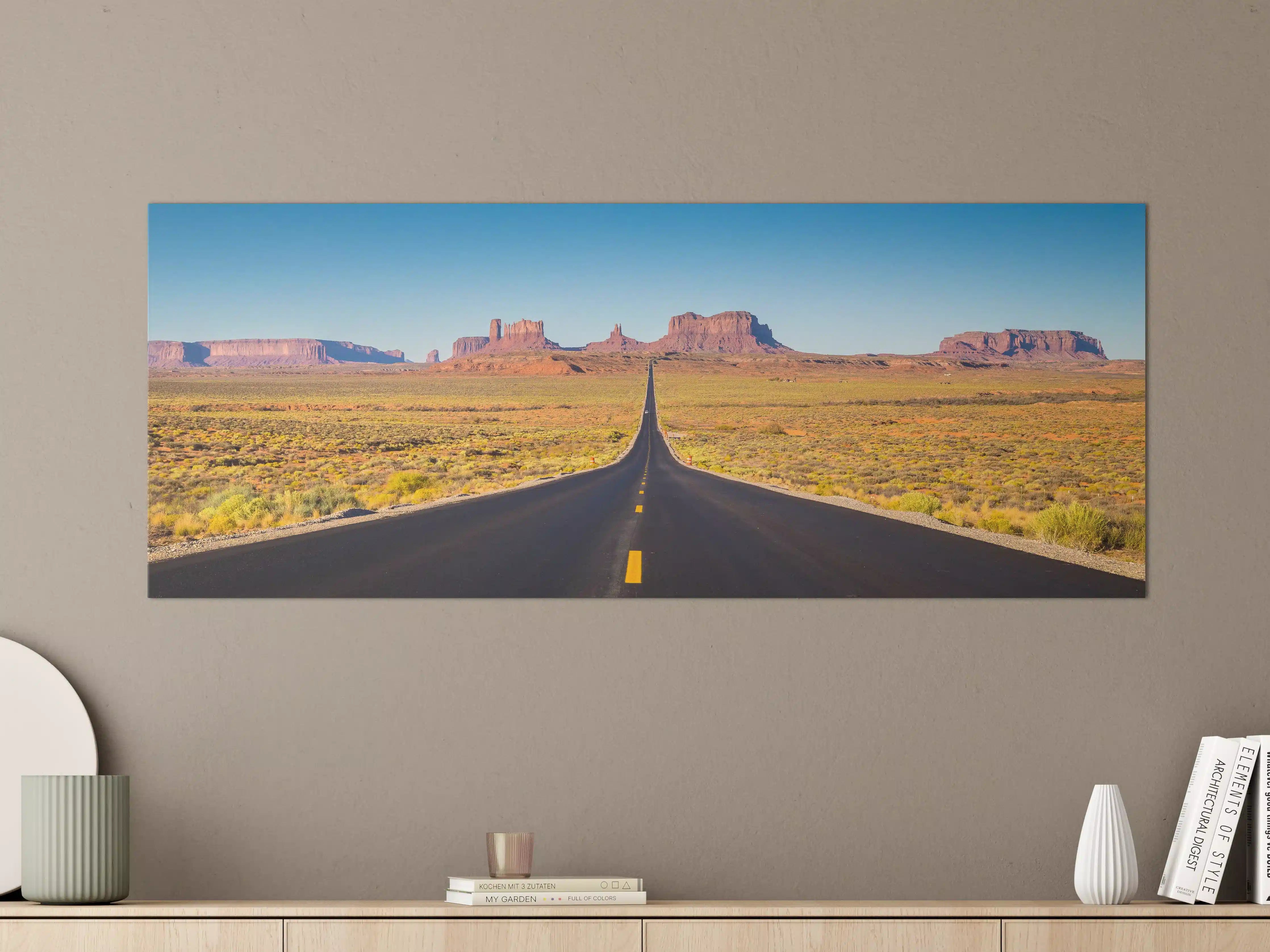 Große Wandbilder - Endlose Wüstenstraße im Monument Valley