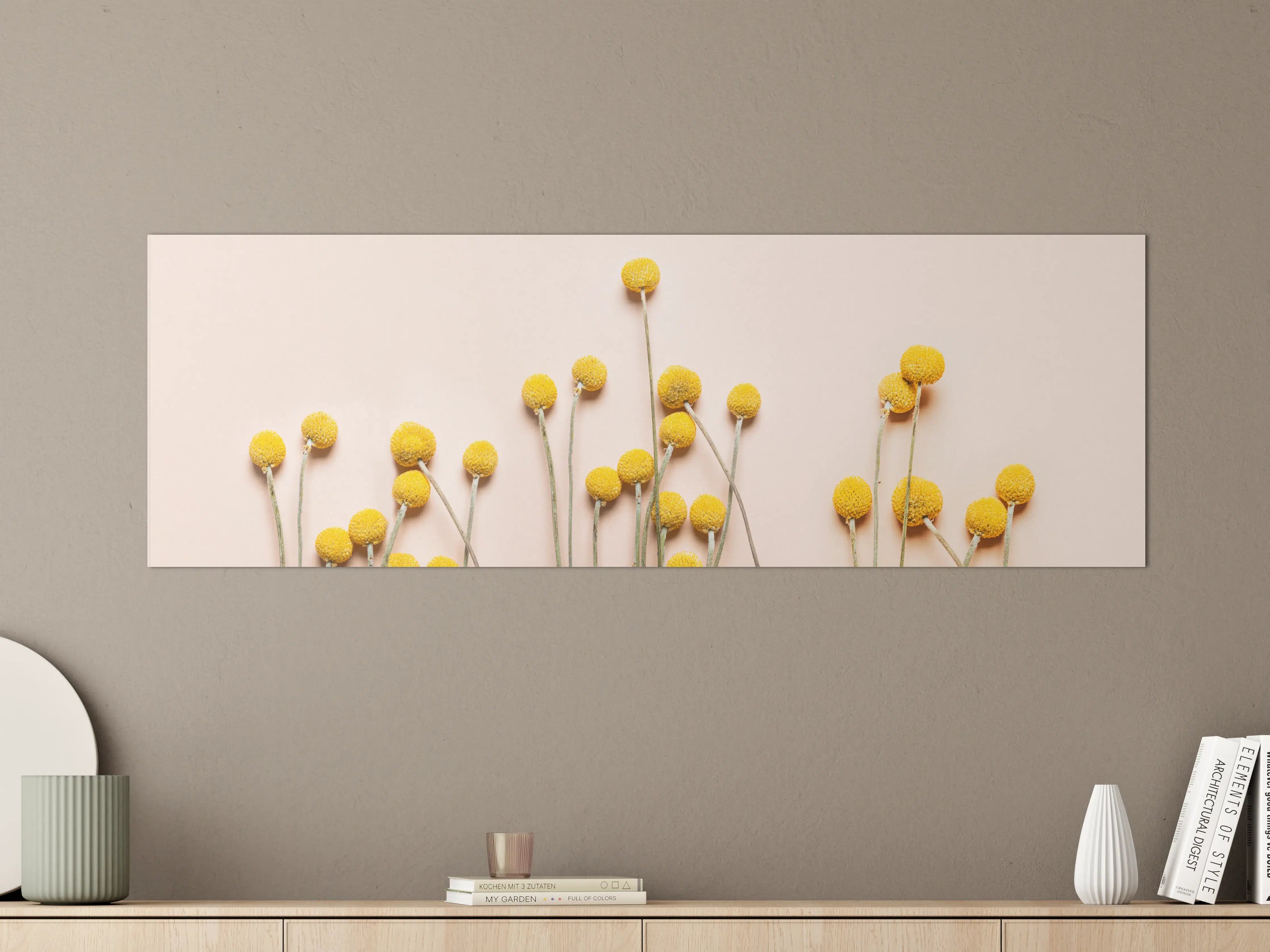 Große Wandbilder - Farbige Blumenmotive im sanften Licht