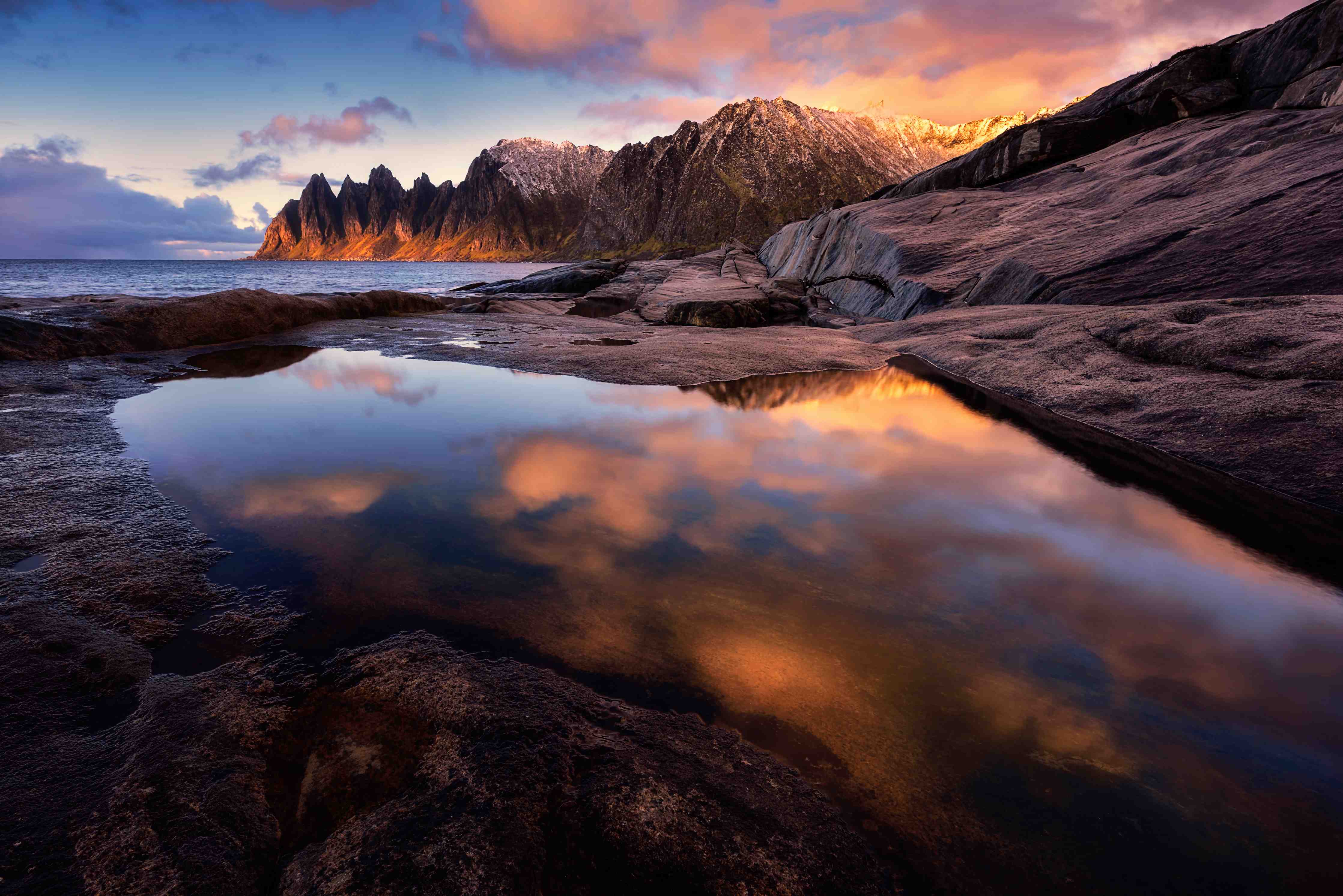 Große Wandbilder-Faszinierende Küstenlandschaft bei Sonnenuntergang
