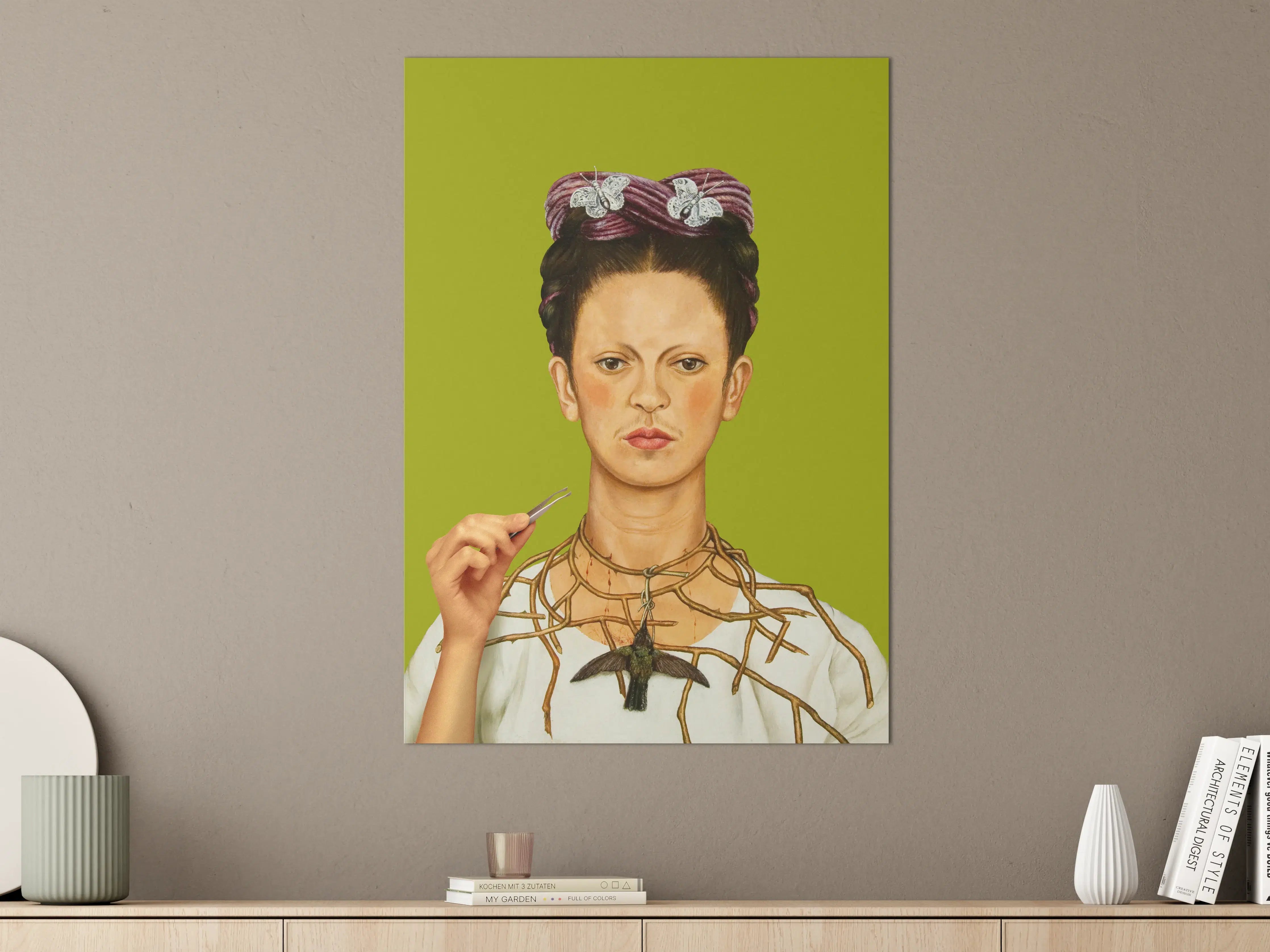 Große Wandbilder - Frau mit kunstvoller Haarfrisur und Natur-Accessoires