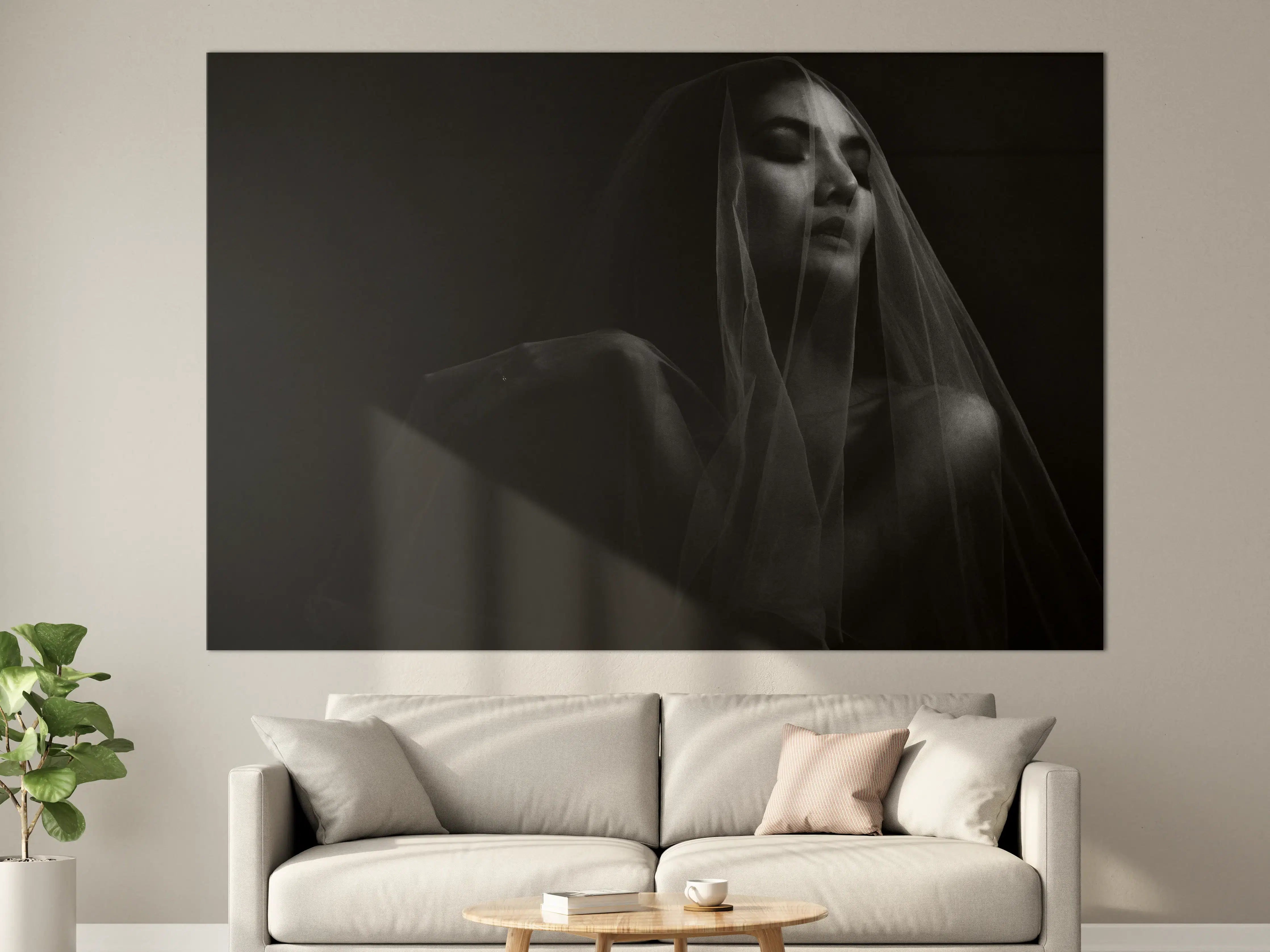 Große Wandbilder - Frau unter einem Schleier im dunkeln