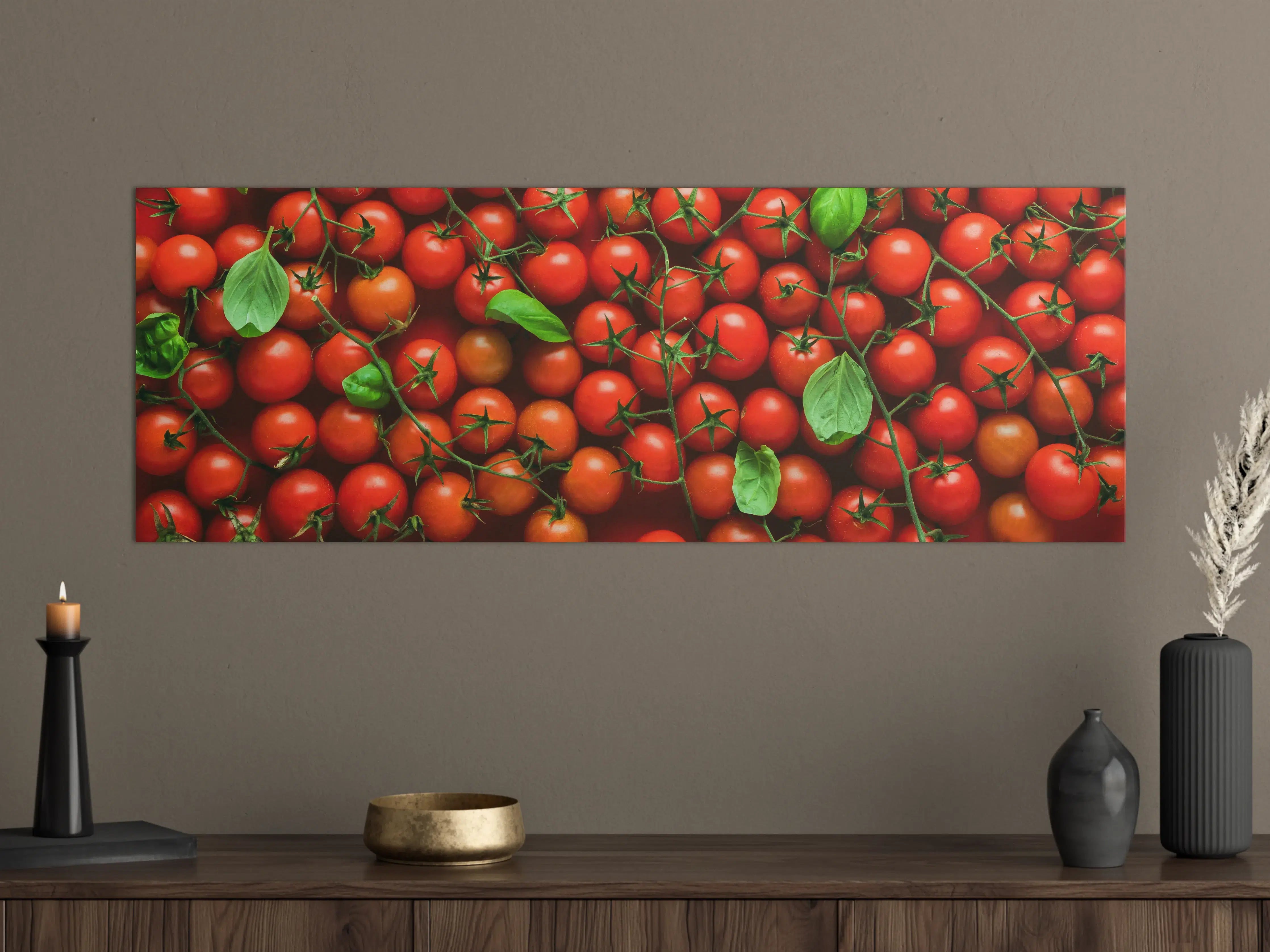 Große Wandbilder - Frische rote Tomaten mit grünen Blättern