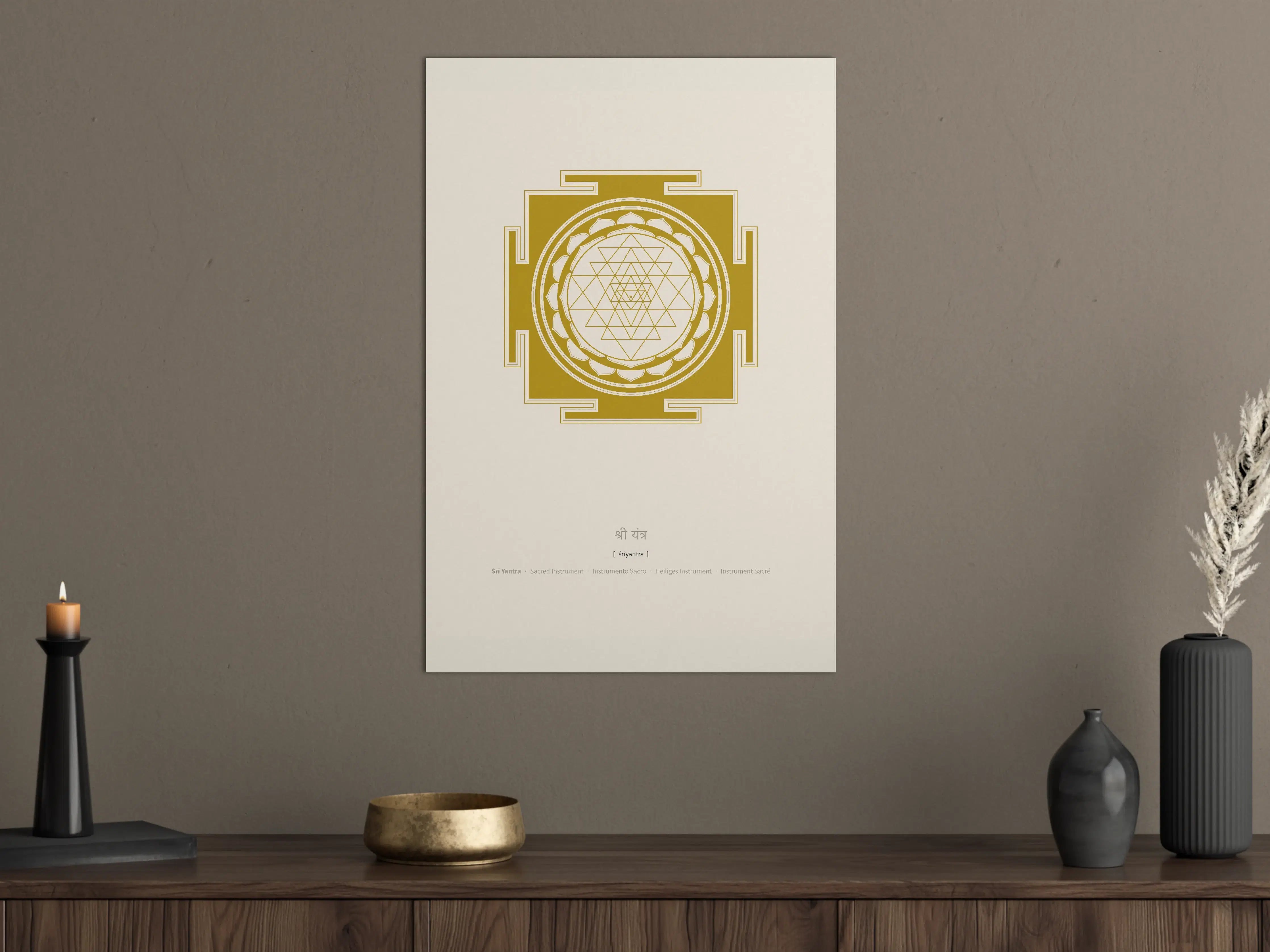 Große Wandbilder - Goldene Mandala-Silhouette auf Beige