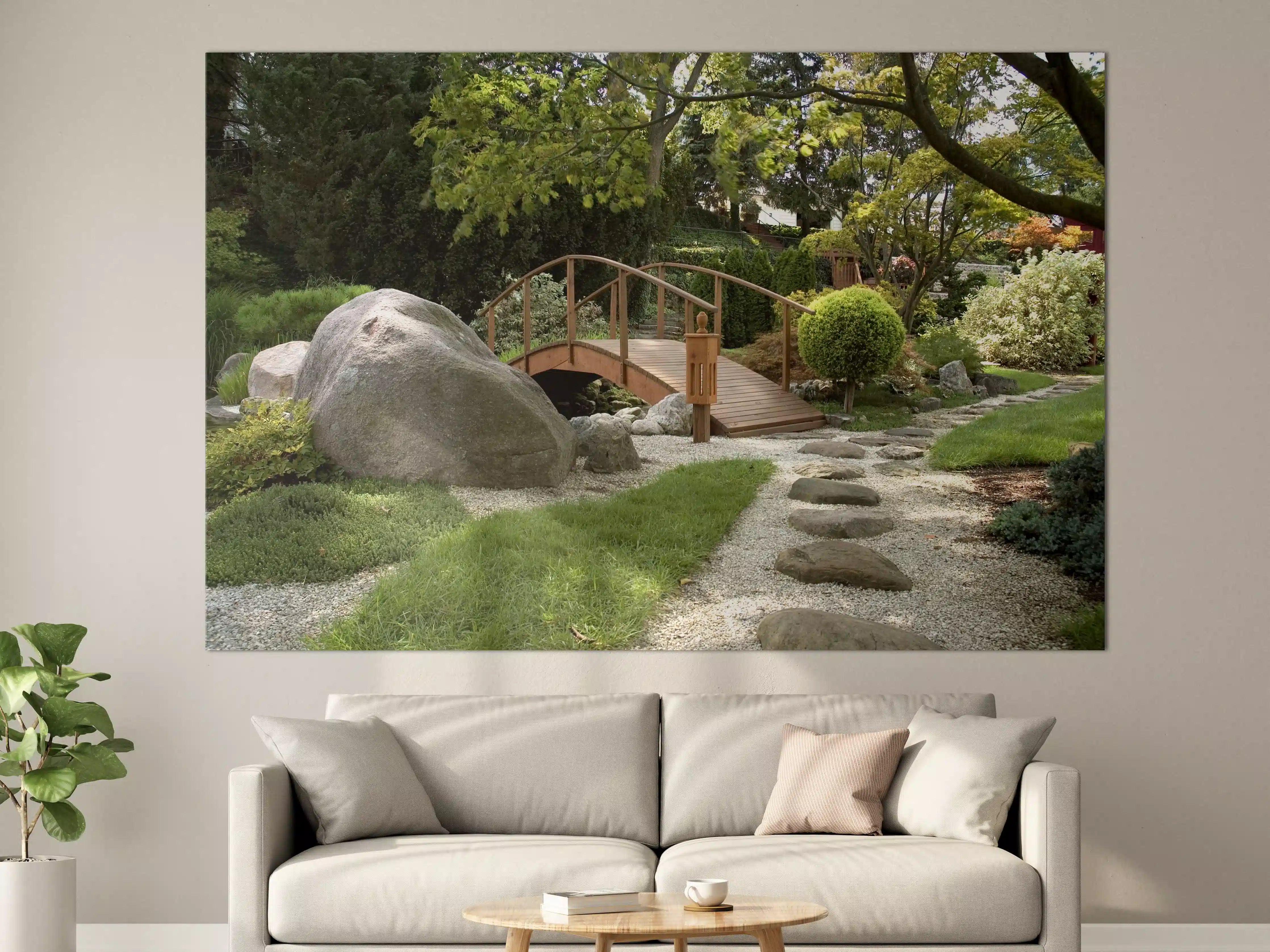 Große Wandbilder - Harmonie im Gartendesign mit Brücke und Natur